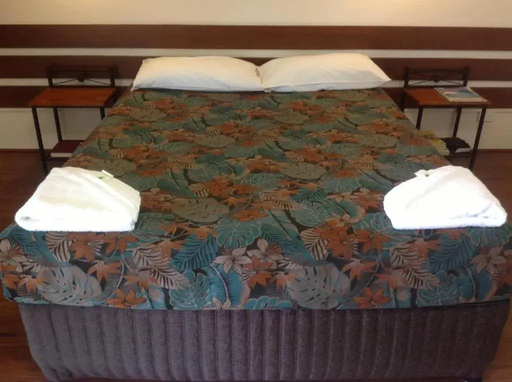 Queen Suite in Demi View Motel Queen Suite in Demi View Motel