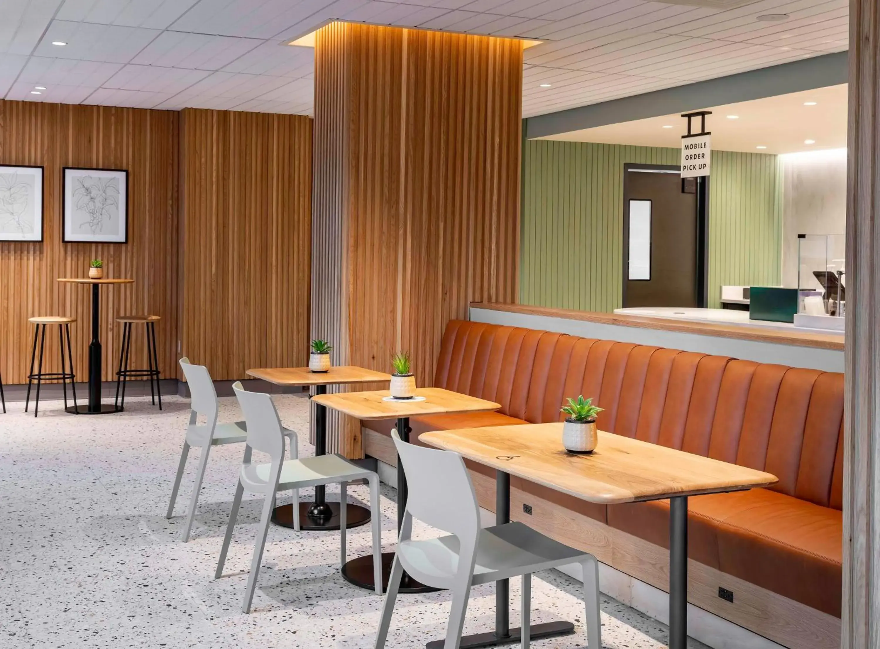 Restaurant/places to eat in Hilton Daytona Beach Resort Restaurant/places to eat in Hilton Daytona Beach Resort