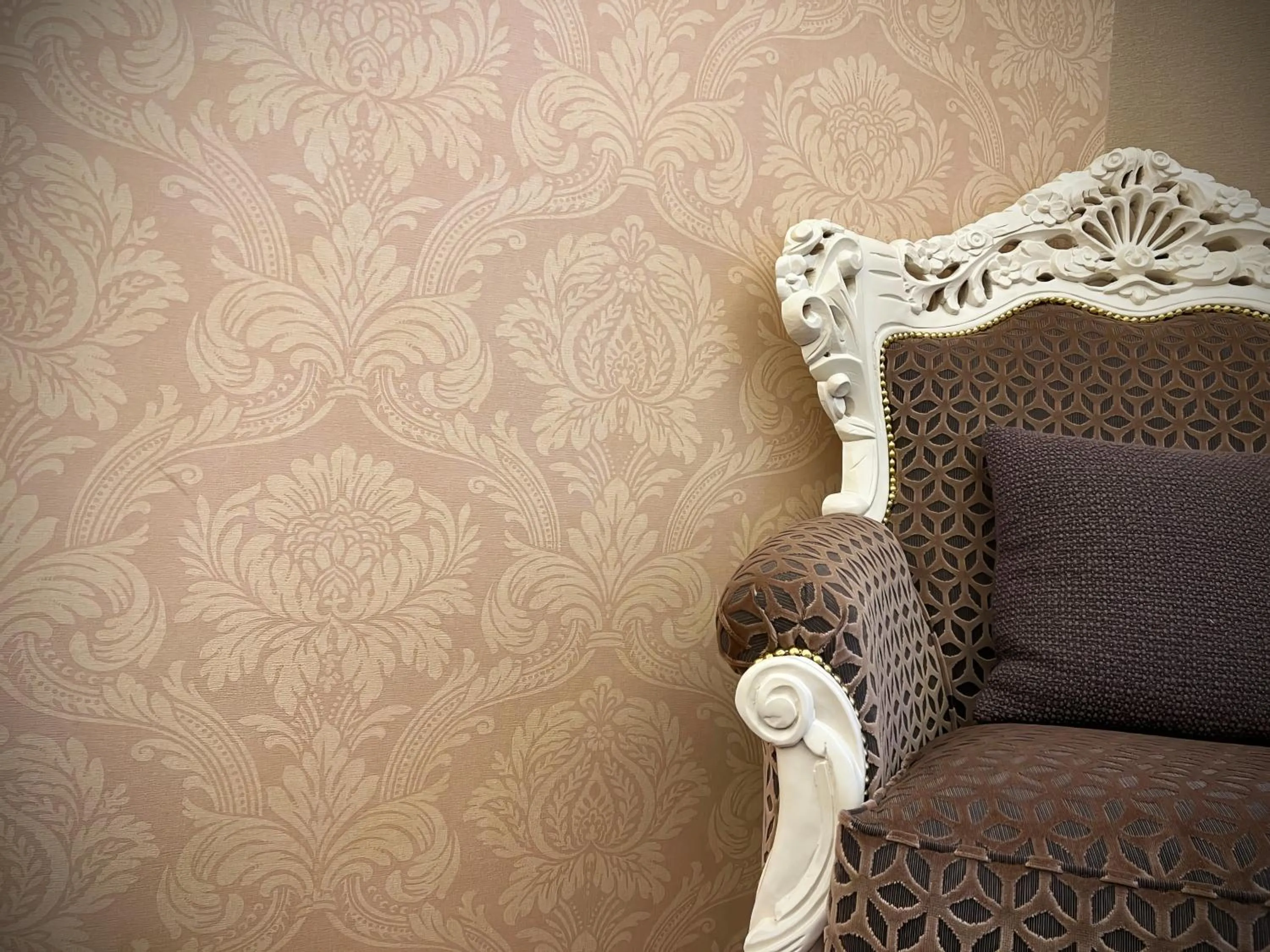 Living room in San Gemini Palace