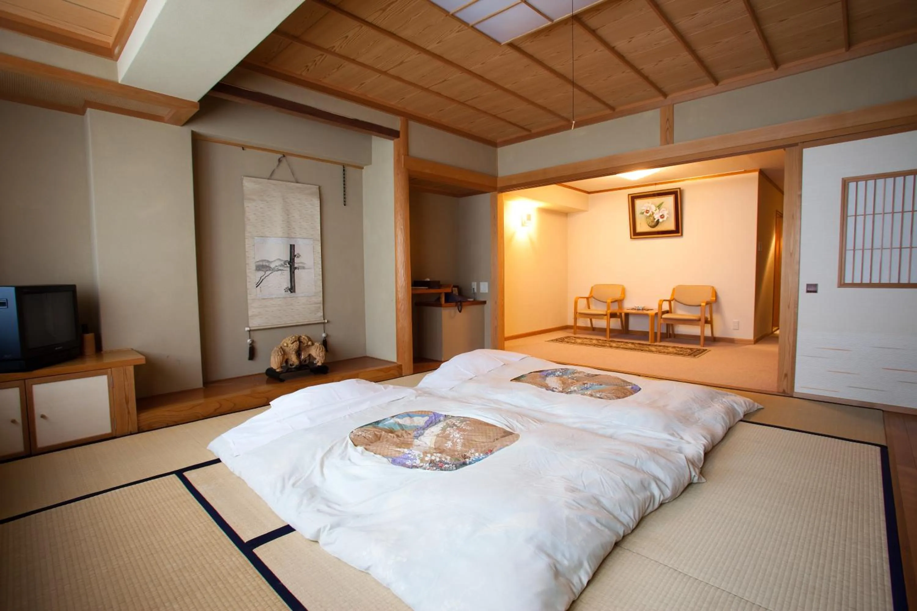 Photo of the whole room, Bed in Shiga Kogen Hotel Shiga Sunvalley