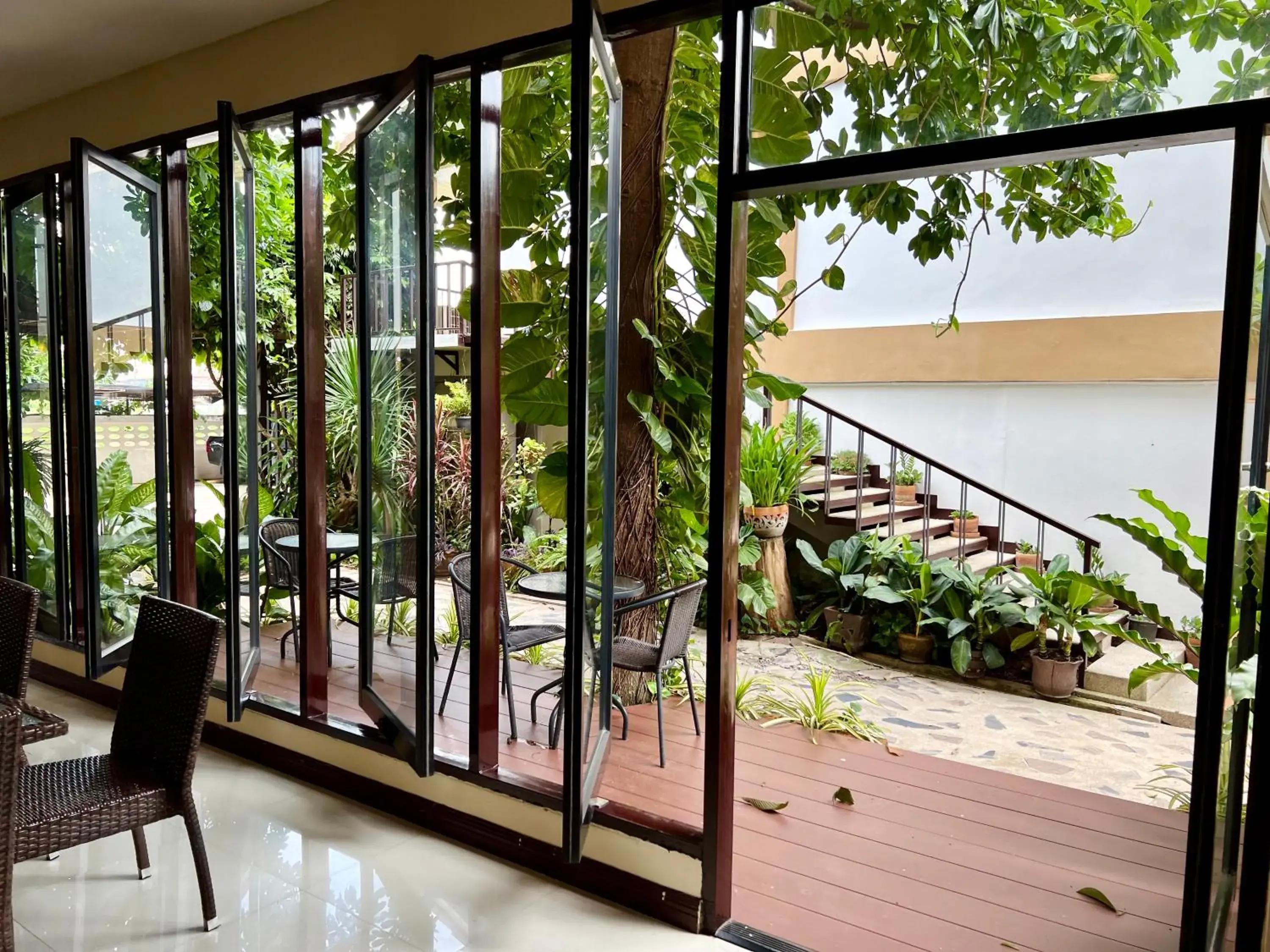 Restaurant/places to eat in Hotel La Villa Khon Kaen Restaurant/places to eat in Hotel La Villa Khon Kaen