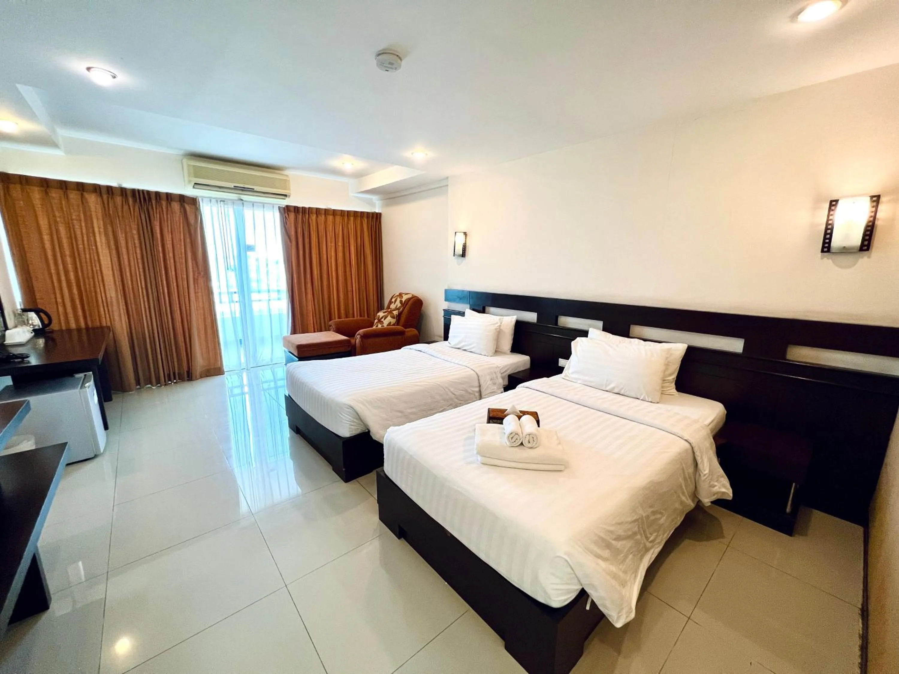 Photo of the whole room, Bed in Hotel La Villa Khon Kaen