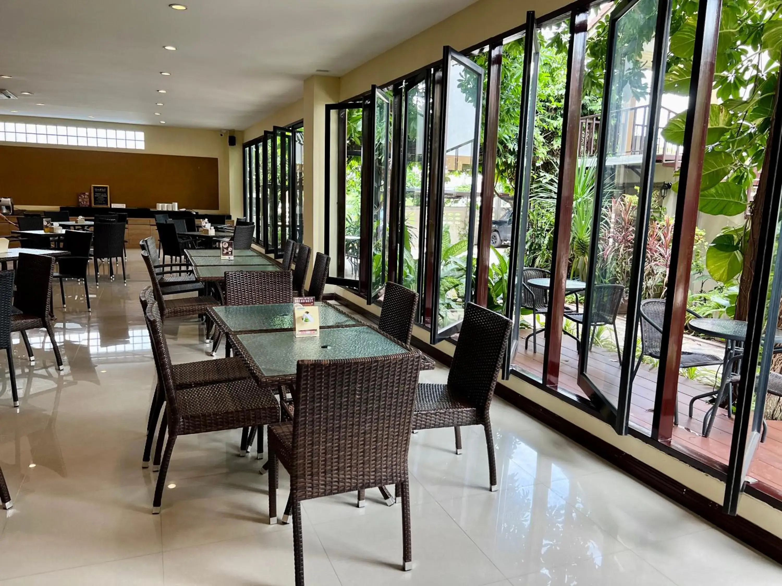 Restaurant/places to eat in Hotel La Villa Khon Kaen Restaurant/places to eat in Hotel La Villa Khon Kaen