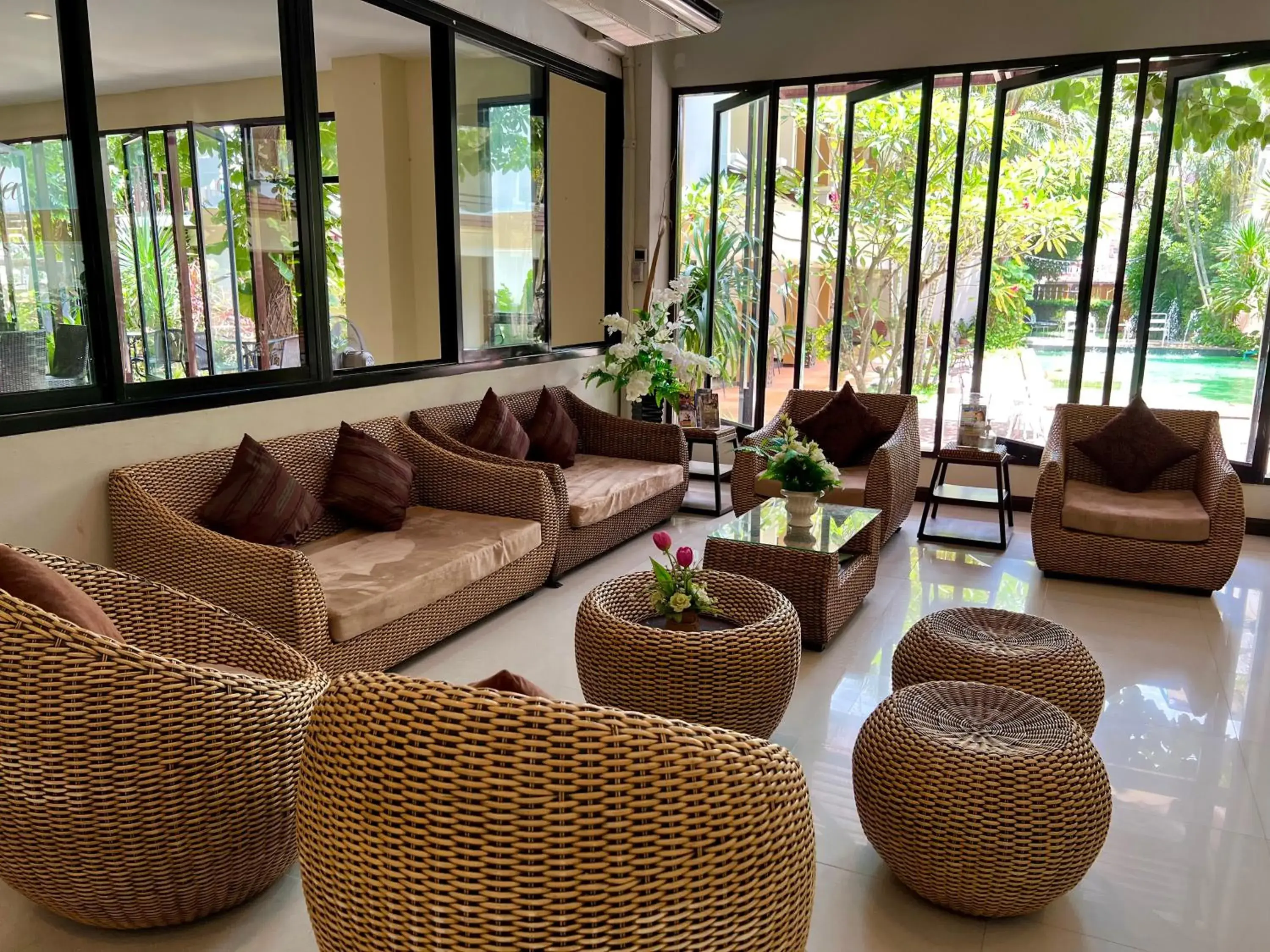 Lobby or reception in Hotel La Villa Khon Kaen Lobby or reception in Hotel La Villa Khon Kaen