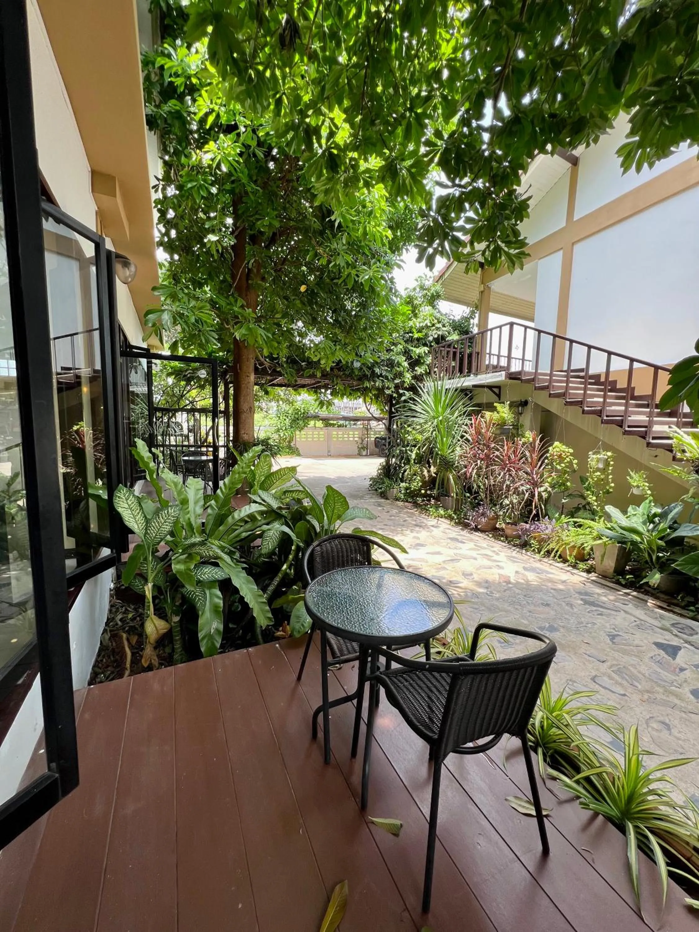 Restaurant/places to eat in Hotel La Villa Khon Kaen