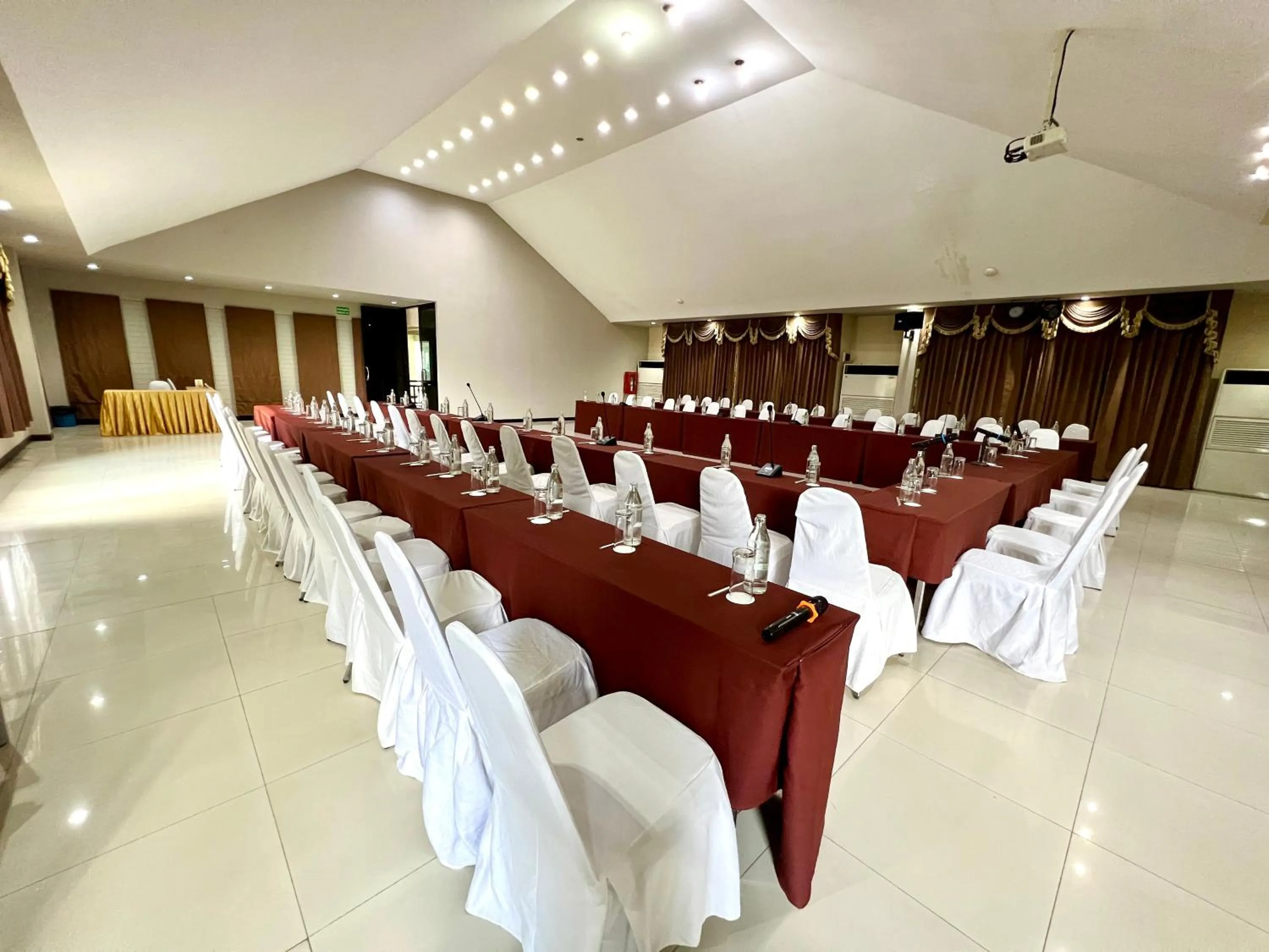 Meeting/conference room in Hotel La Villa Khon Kaen