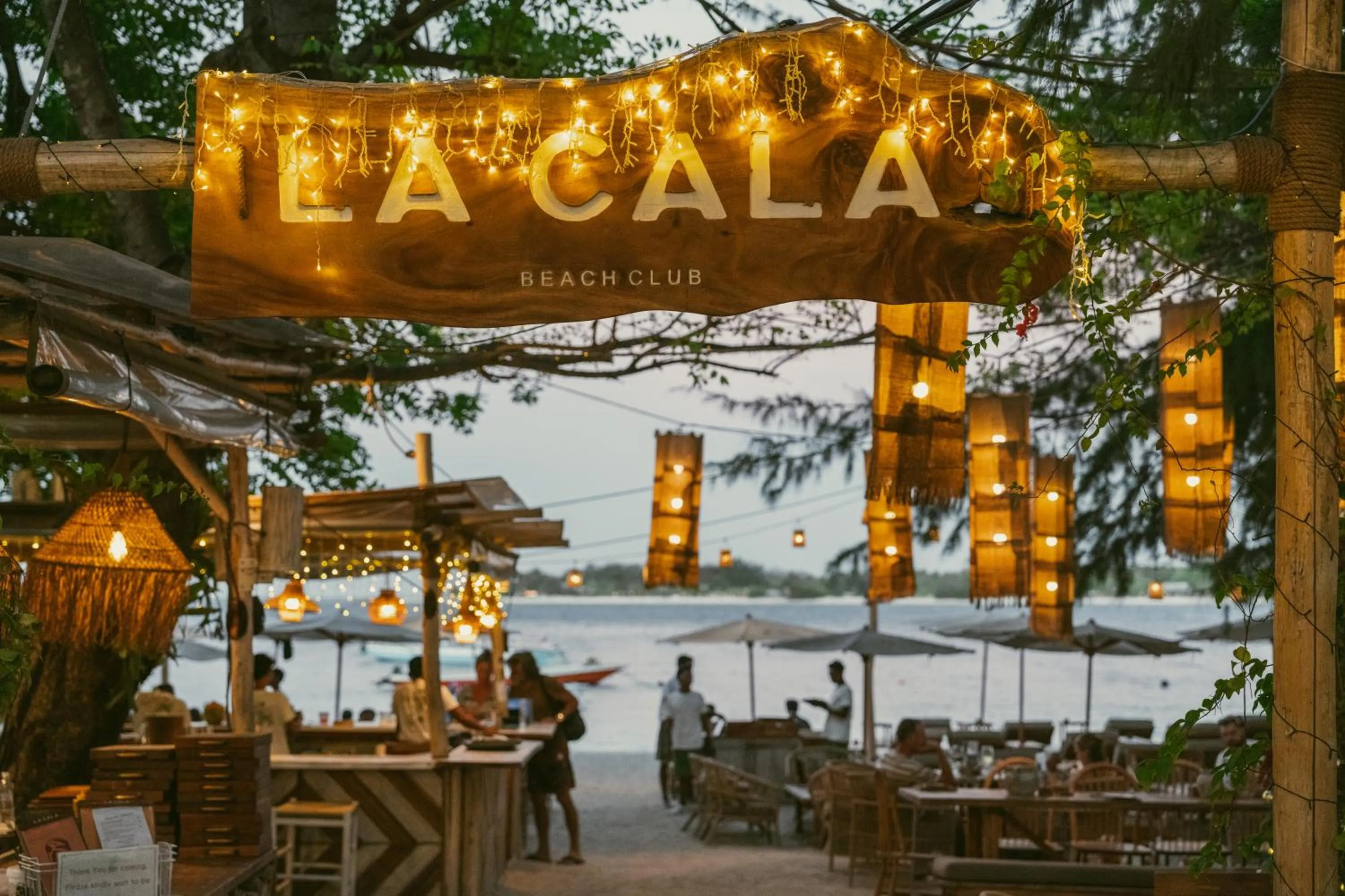 Restaurant/places to eat in Gili Divers Hotel