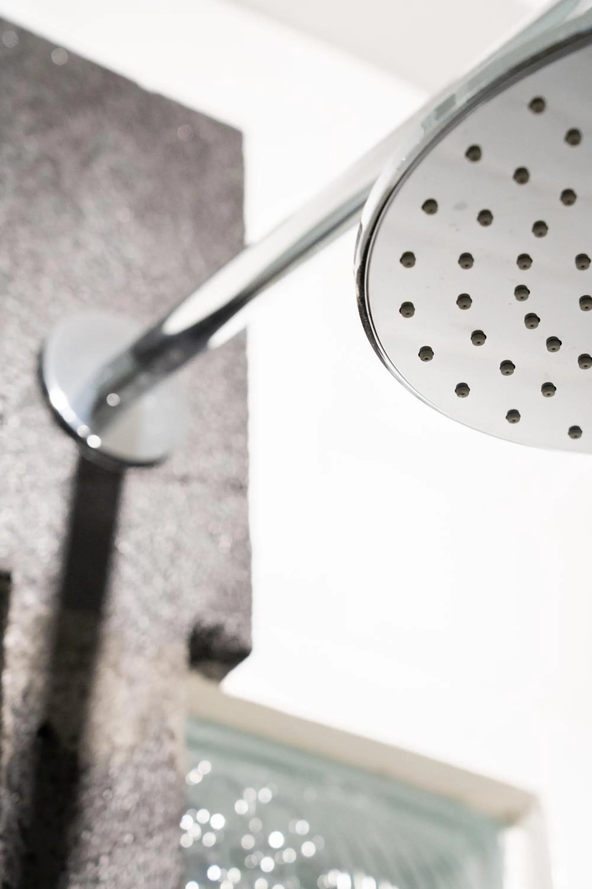 Shower in Gili Divers Hotel