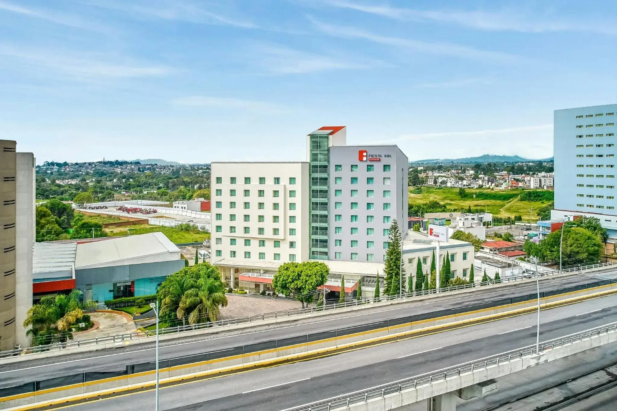 Facade/entrance in Fiesta Inn Express Puebla Finsa Facade/entrance in Fiesta Inn Express Puebla Finsa