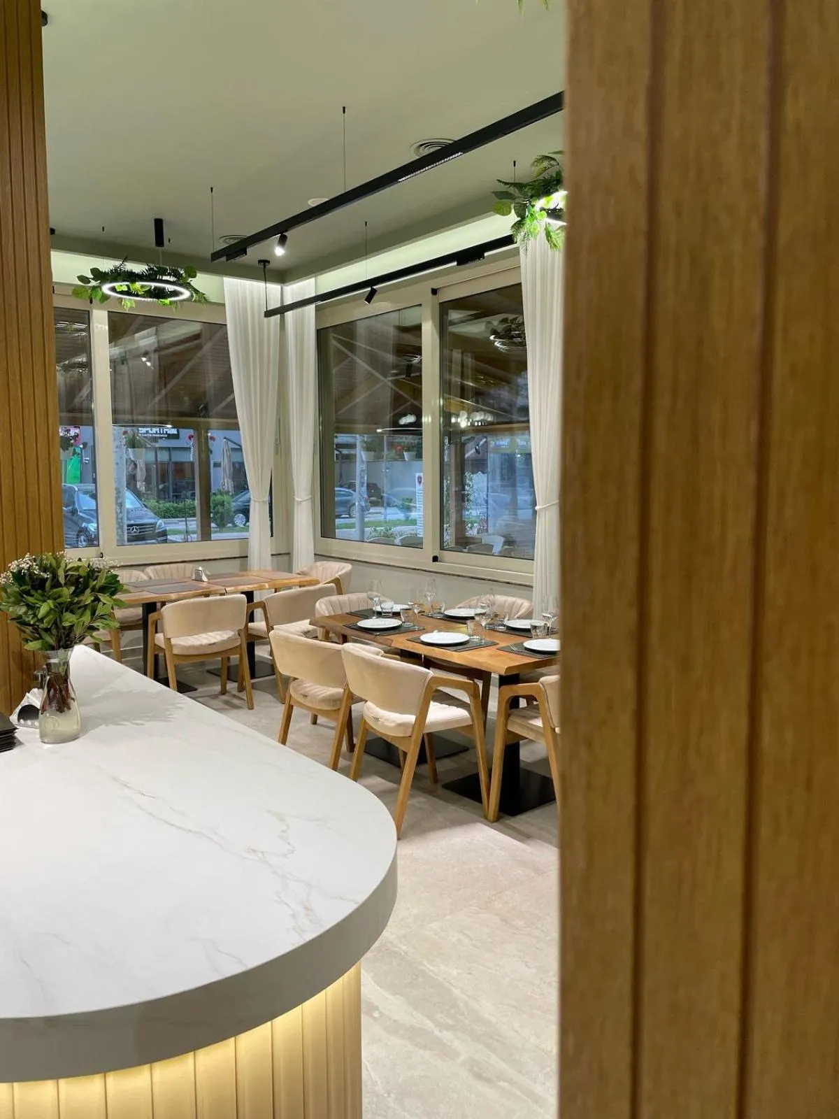 Restaurant/places to eat in Hotel Vila Misiri