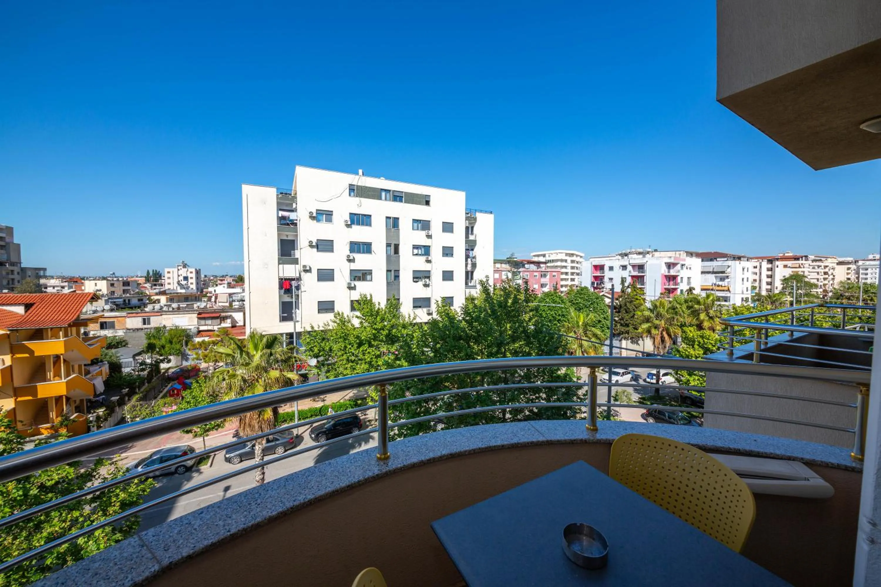 Balcony/Terrace in Hotel Vila Misiri