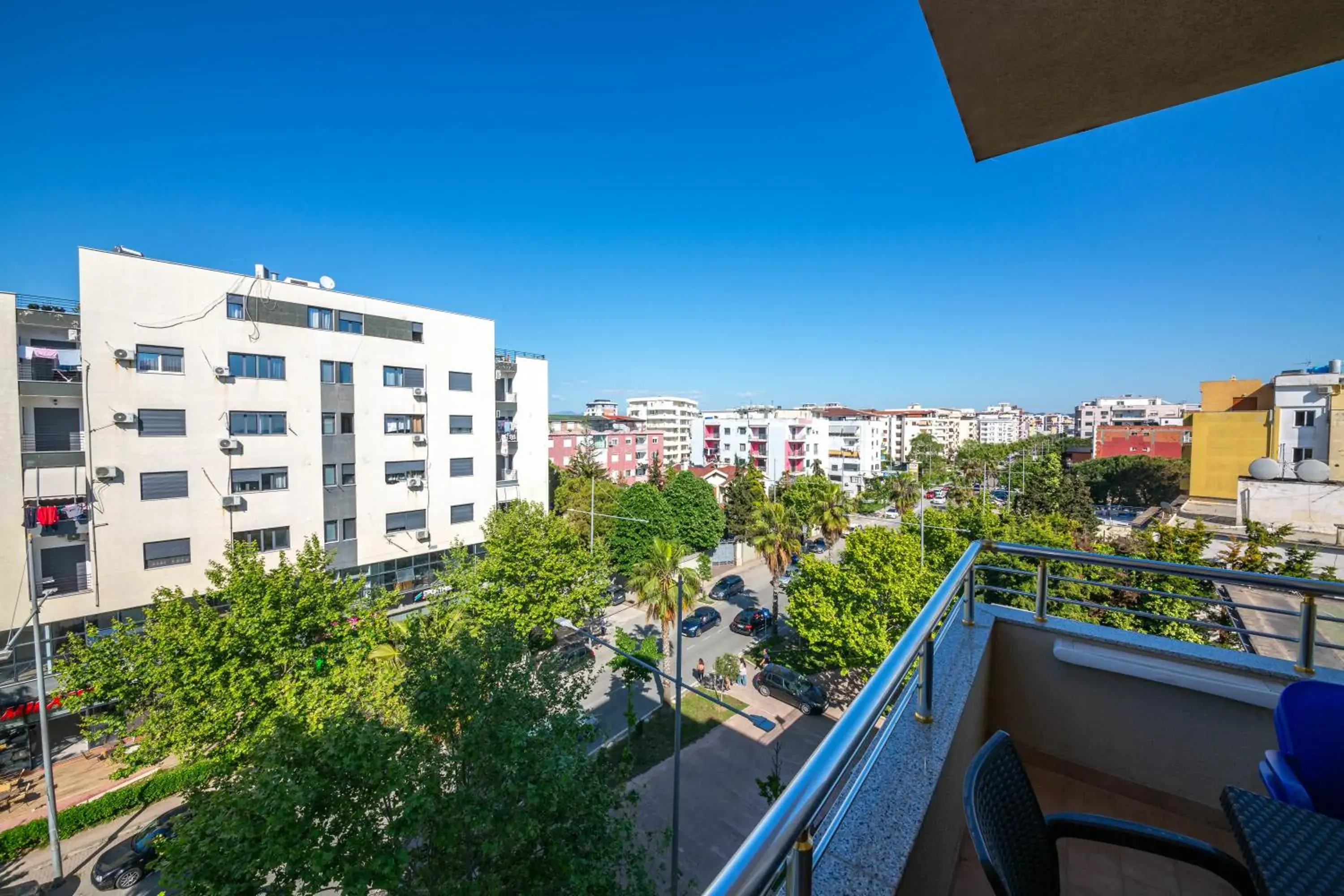 Family Room with Balcony in Hotel Vila Misiri Family Room with Balcony in Hotel Vila Misiri