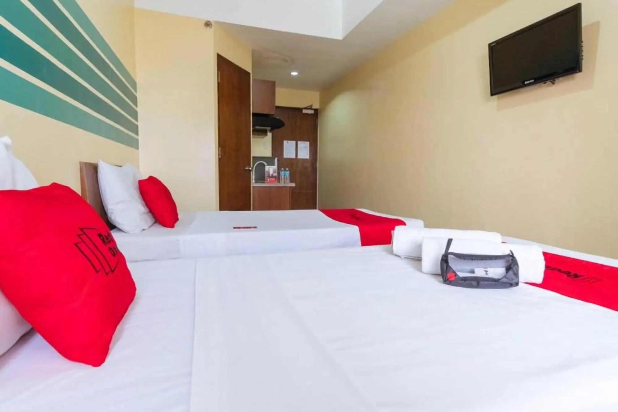 Bed in RedDoorz @ MJ Cuenco Avenue Cebu