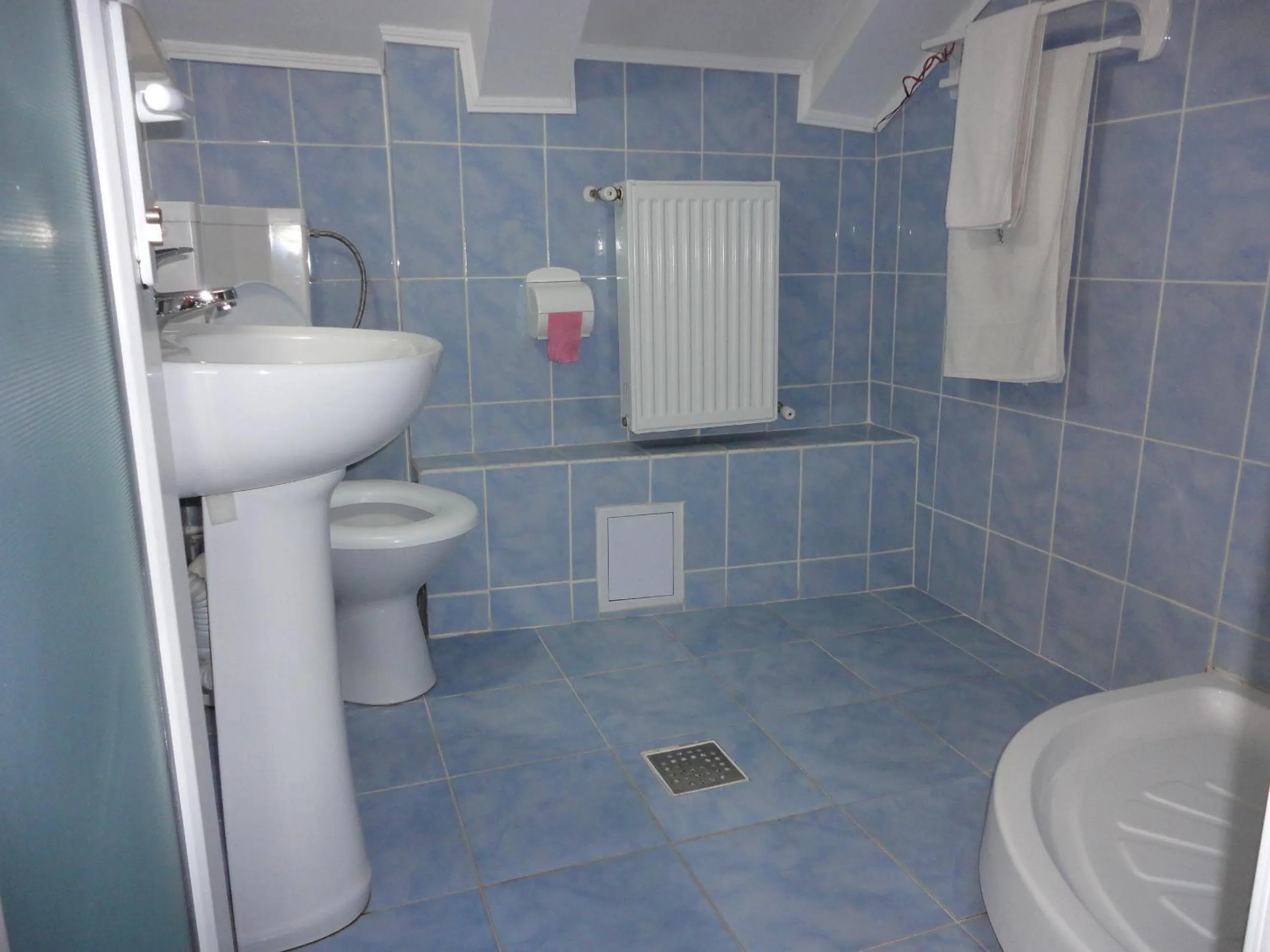 Bathroom in Villa George