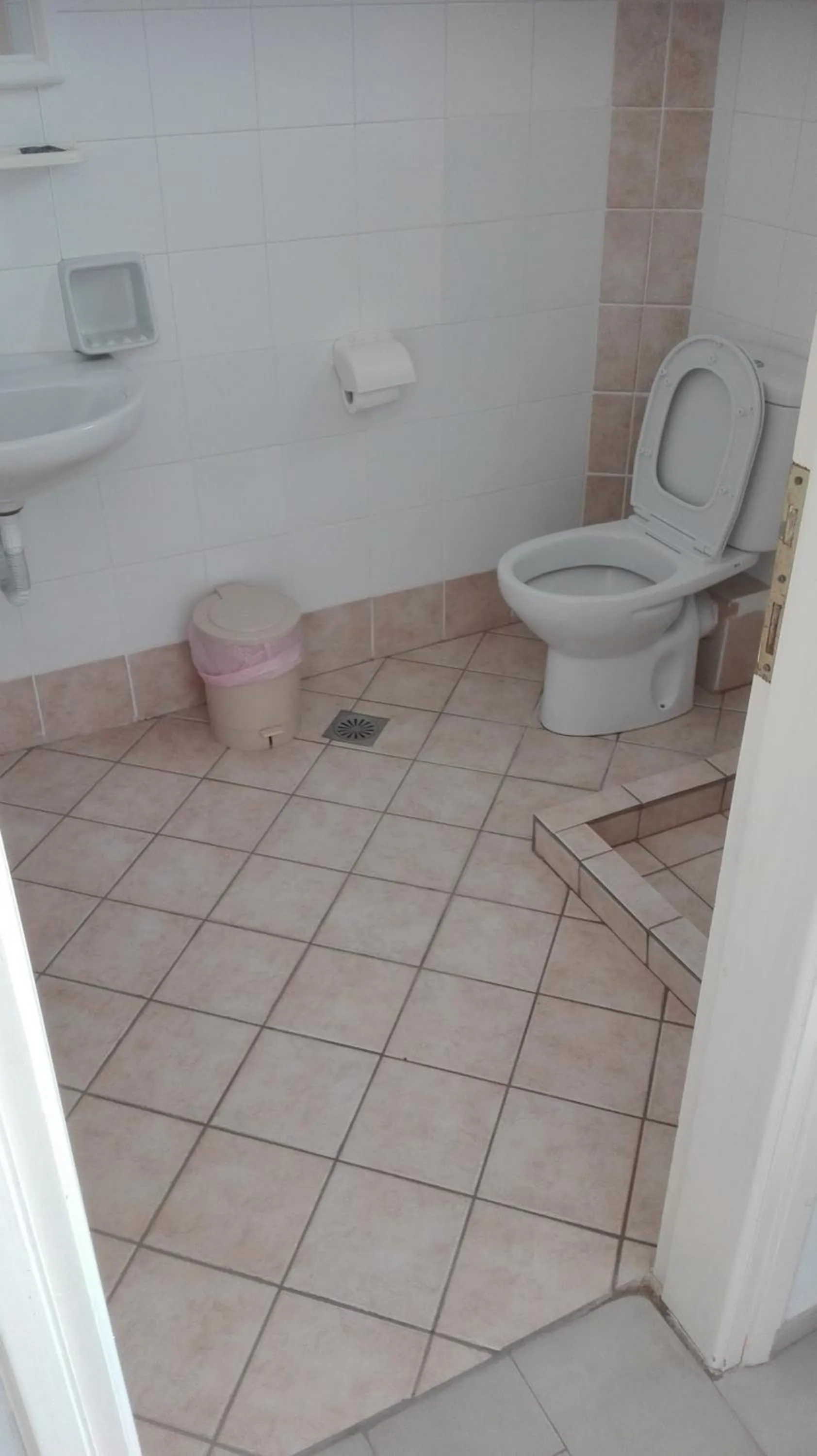 Alexandros Guest House