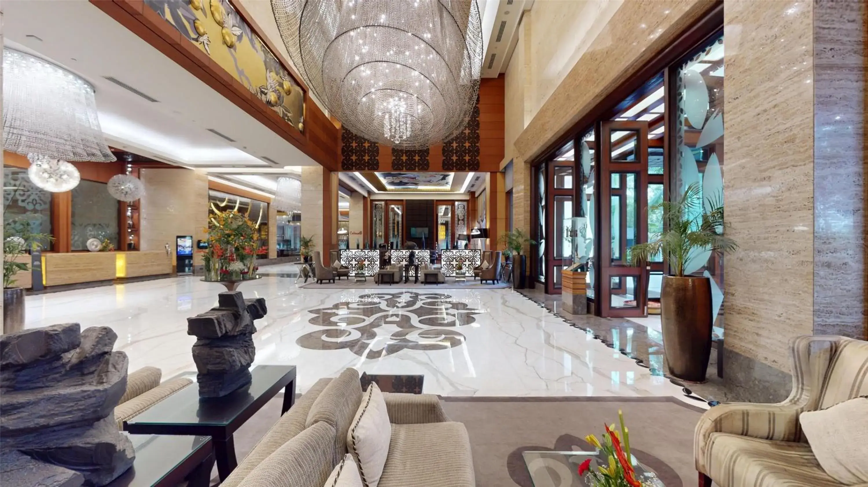 Lobby or reception in Radisson Blu Hotel, Nagpur Lobby or reception in Radisson Blu Hotel, Nagpur