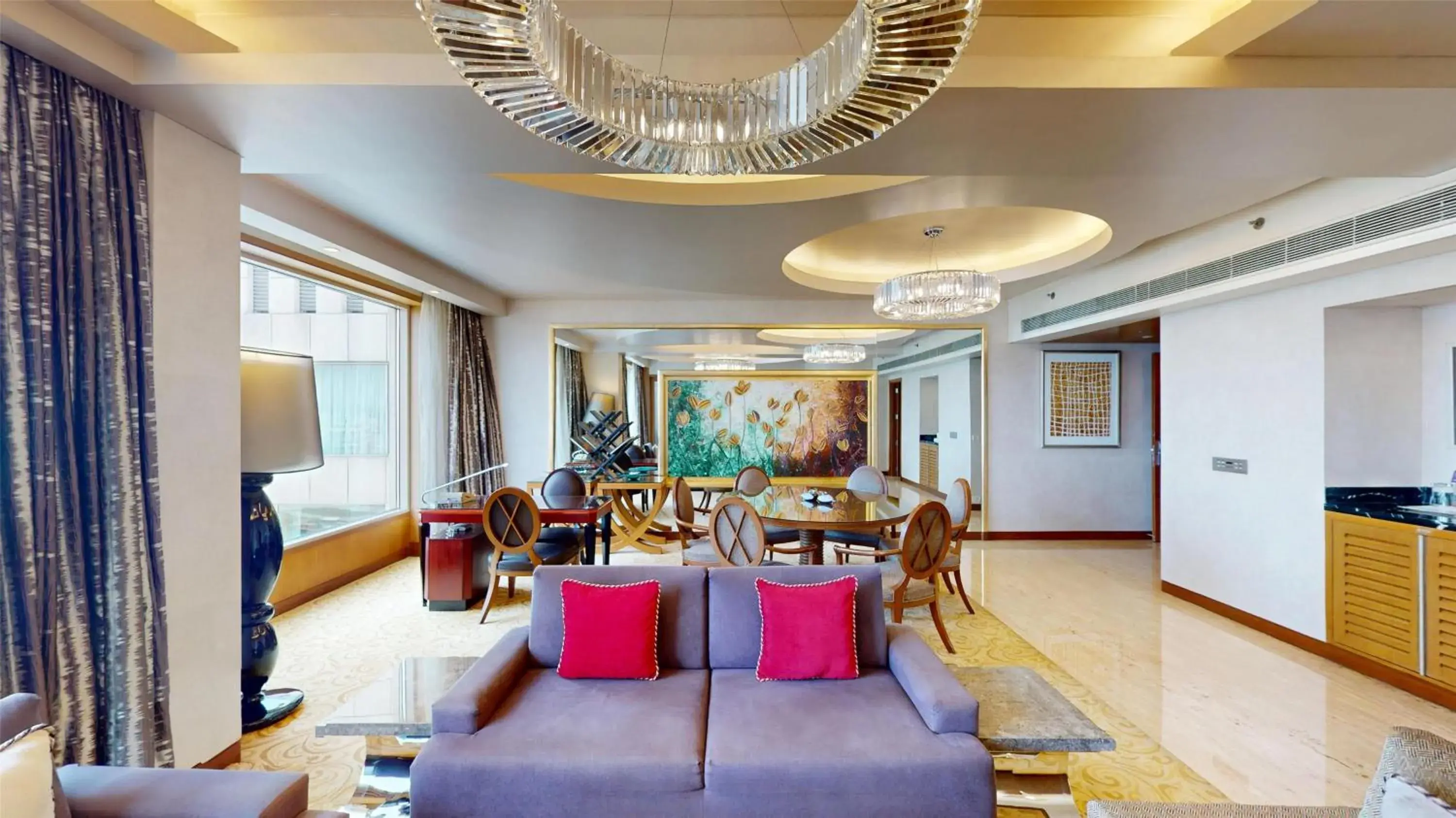 Photo of the whole room in Radisson Blu Hotel, Nagpur Photo of the whole room in Radisson Blu Hotel, Nagpur