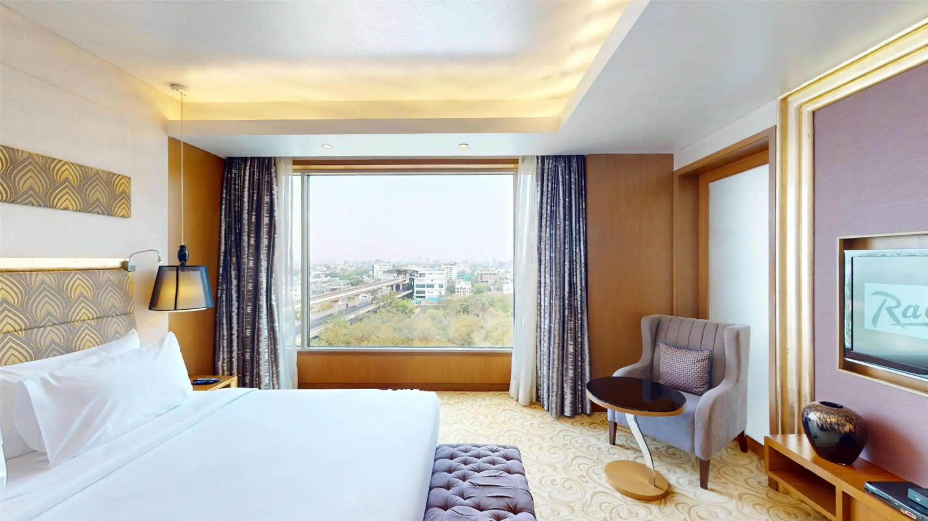 Photo of the whole room, Bed in Radisson Blu Hotel, Nagpur Photo of the whole room, Bed in Radisson Blu Hotel, Nagpur