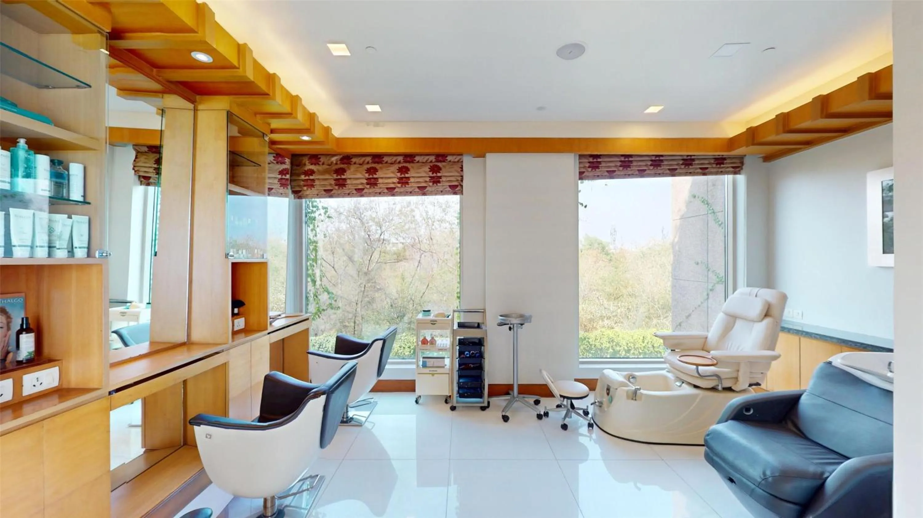 Spa and wellness centre/facilities in Radisson Blu Hotel, Nagpur