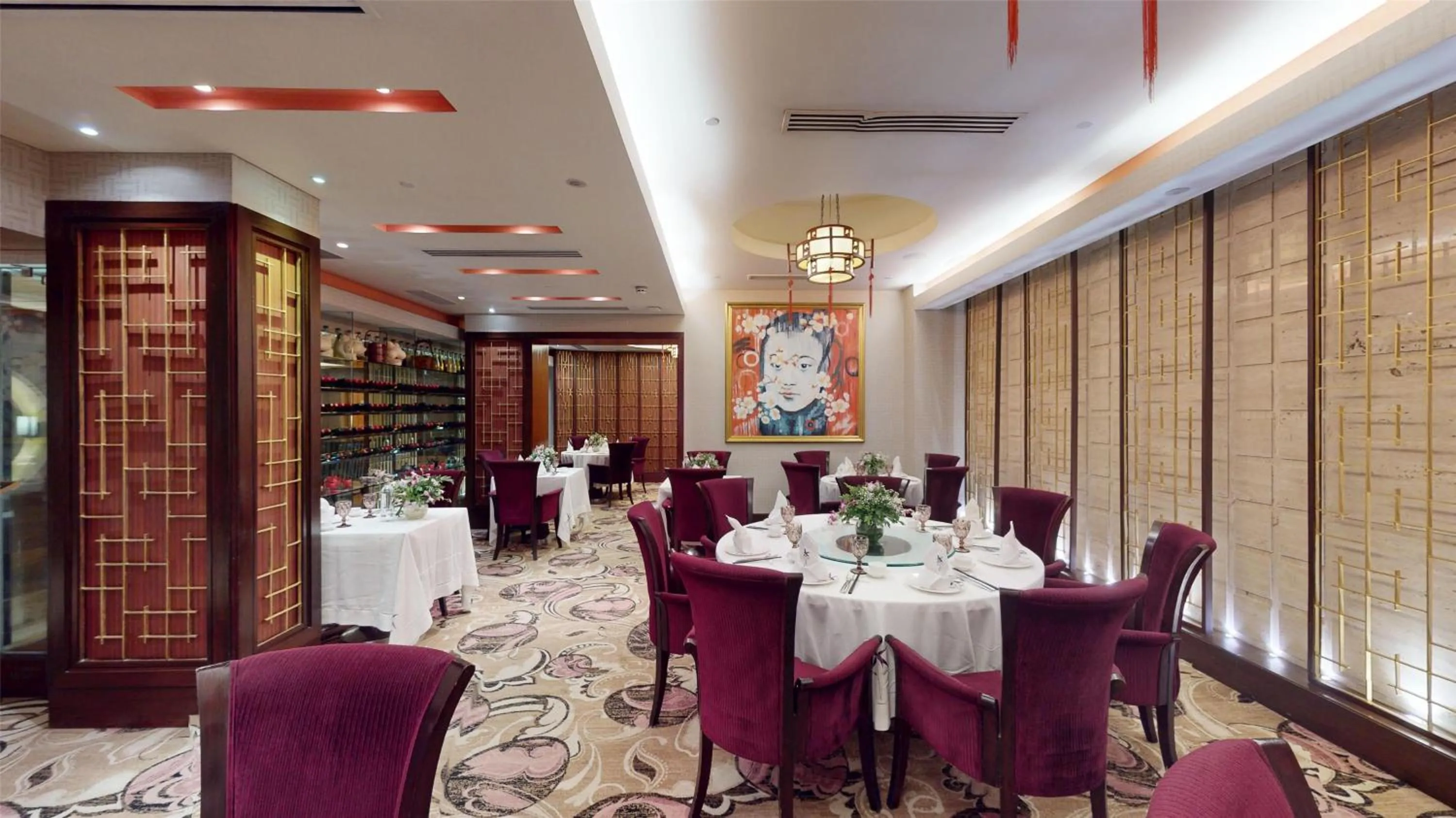 Restaurant/places to eat in Radisson Blu Hotel, Nagpur