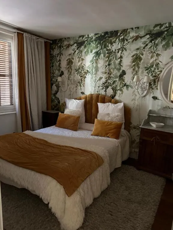 Bed in Hôtel Boutique Saint-Louis