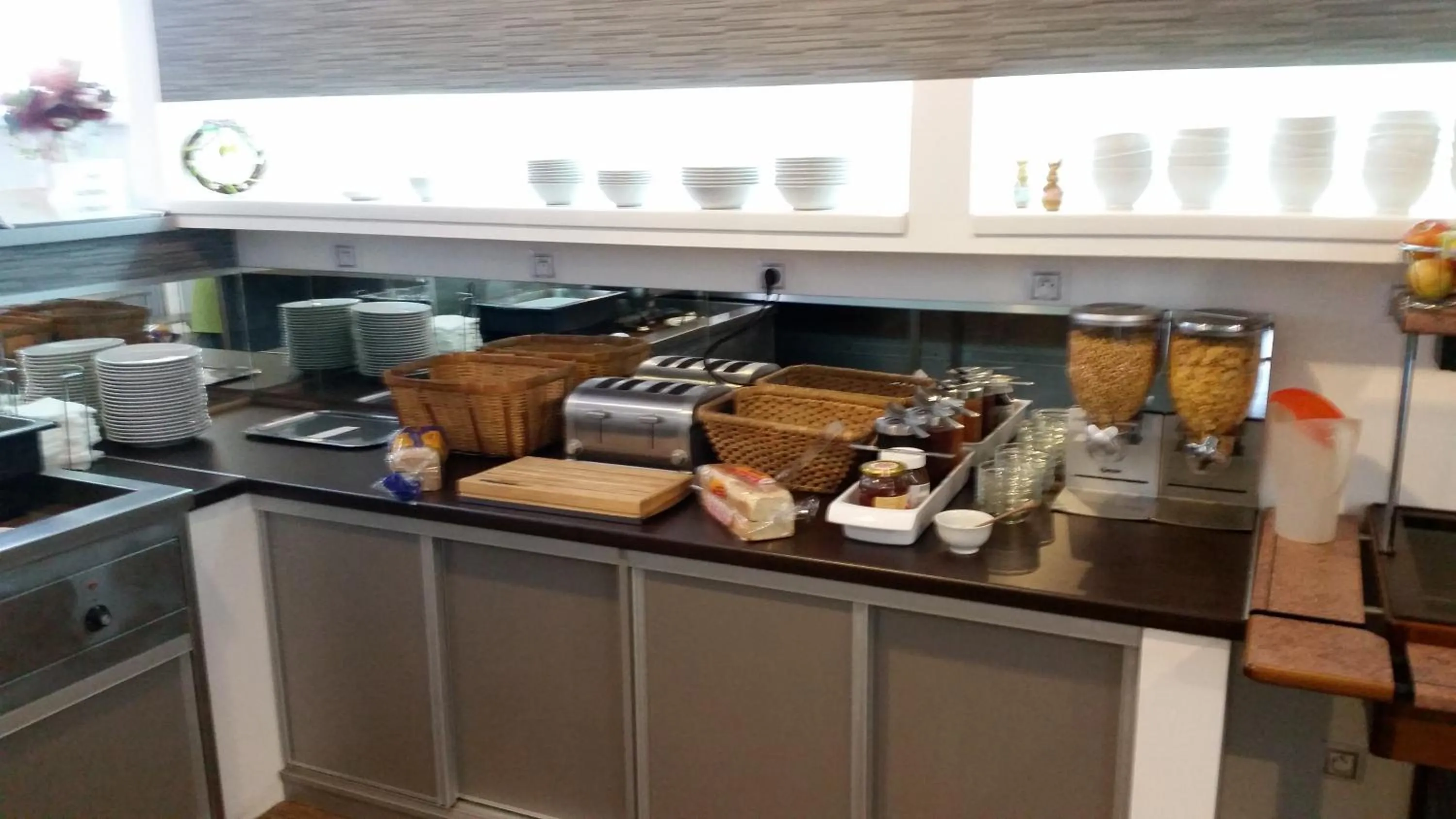 Breakfast in Promohotel Slavie