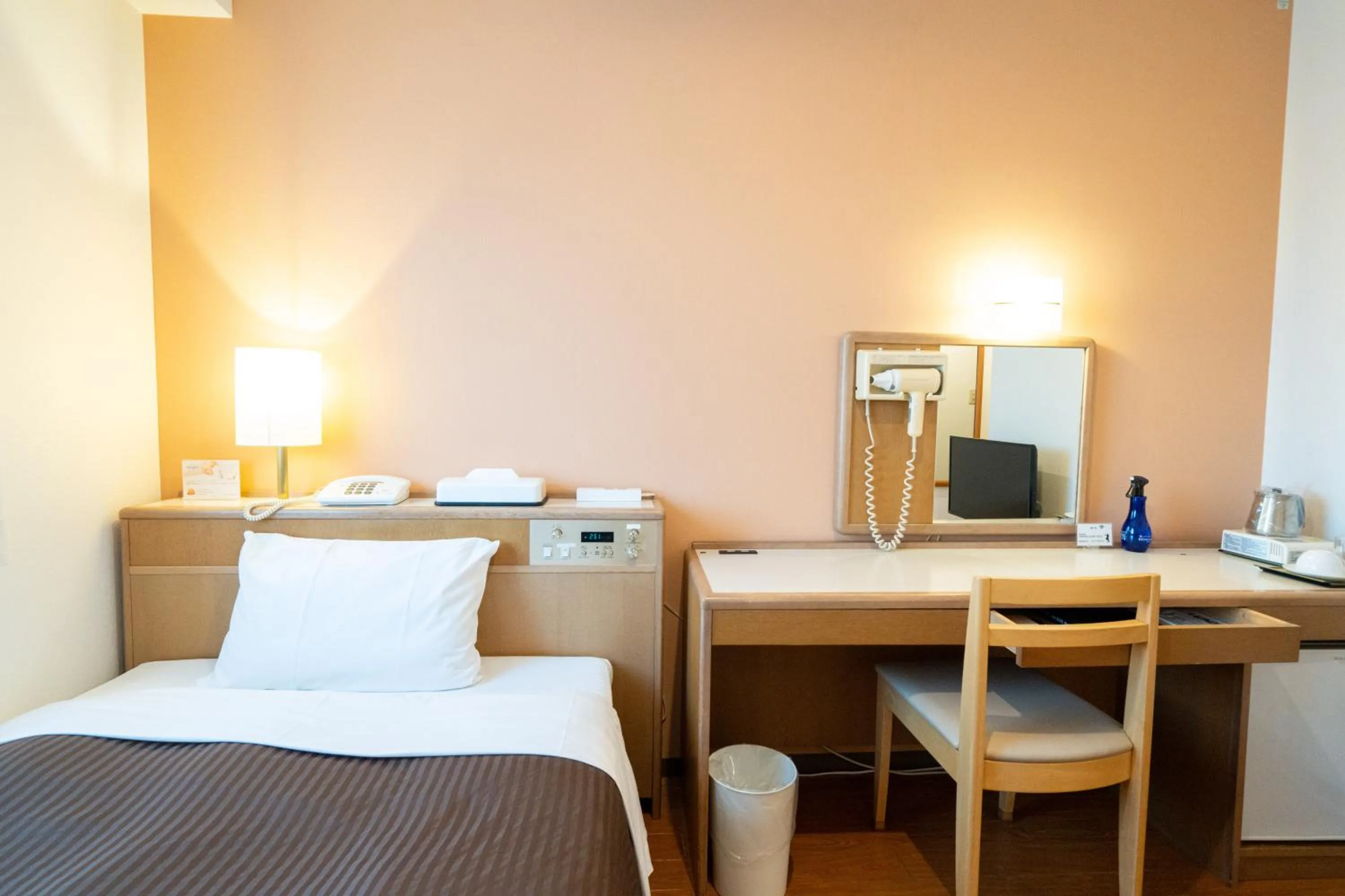 Photo of the whole room, Bed in Sapporo Clark Hotel