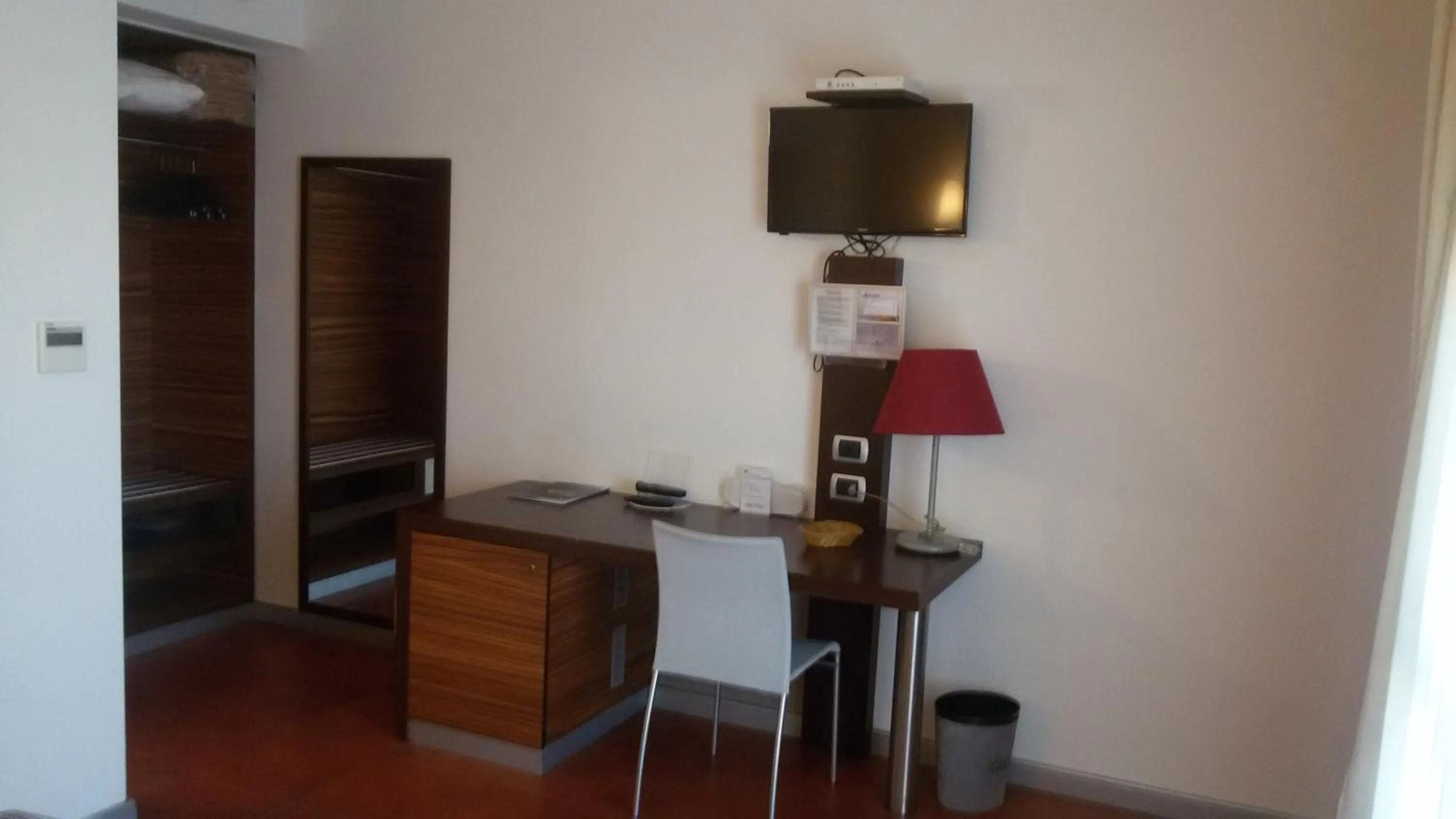 Photo of the whole room in Hotel Bed&Business