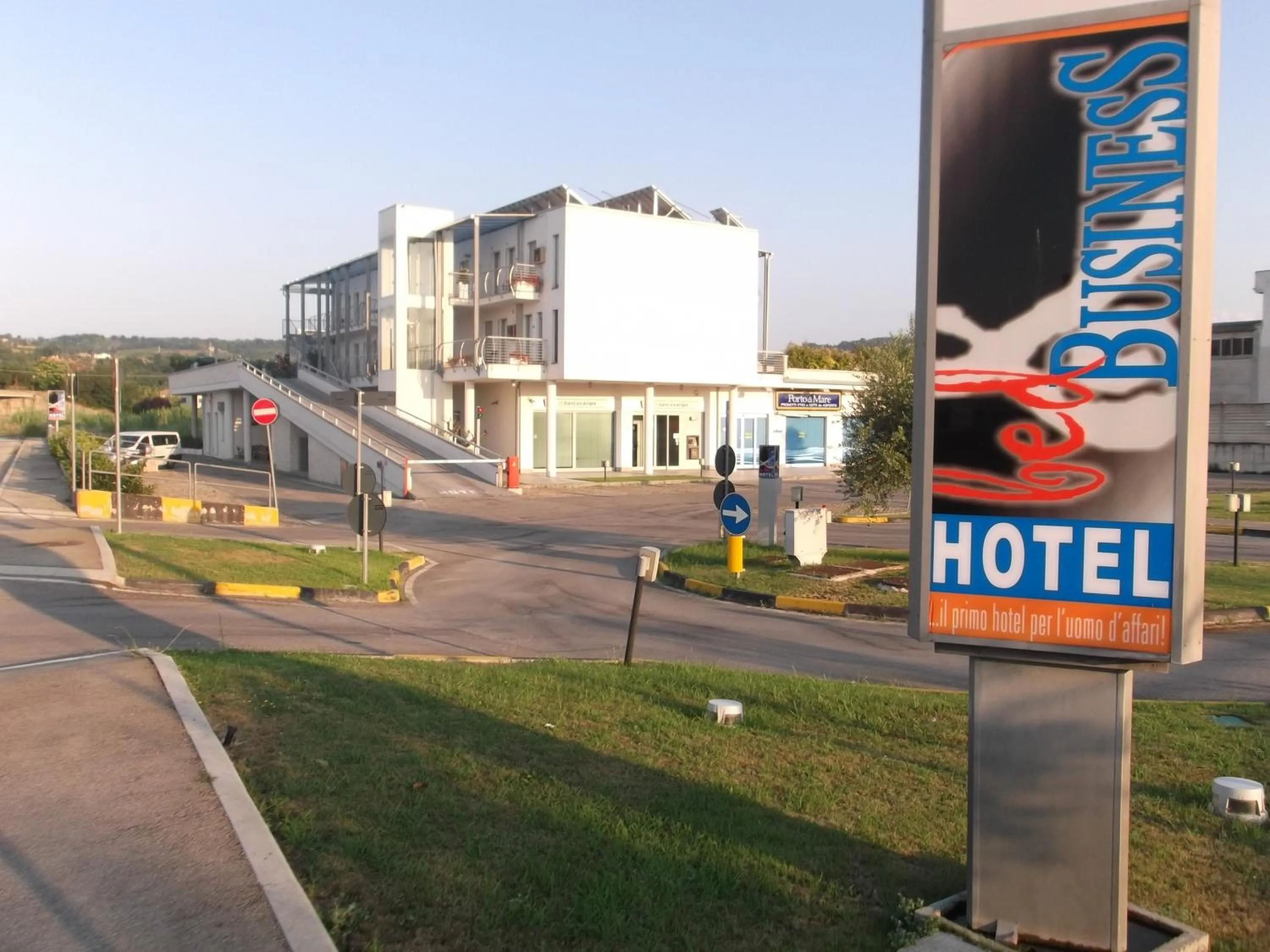 Facade/entrance in Hotel Bed&Business