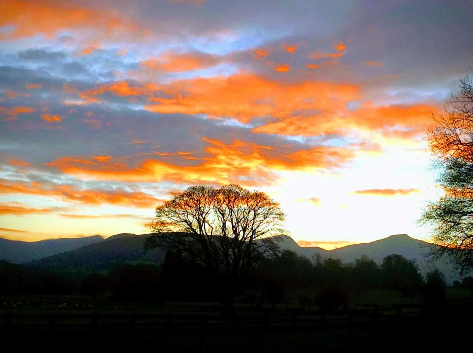 Natural landscape, Sunrise/Sunset in The Lodge Brecon B&B