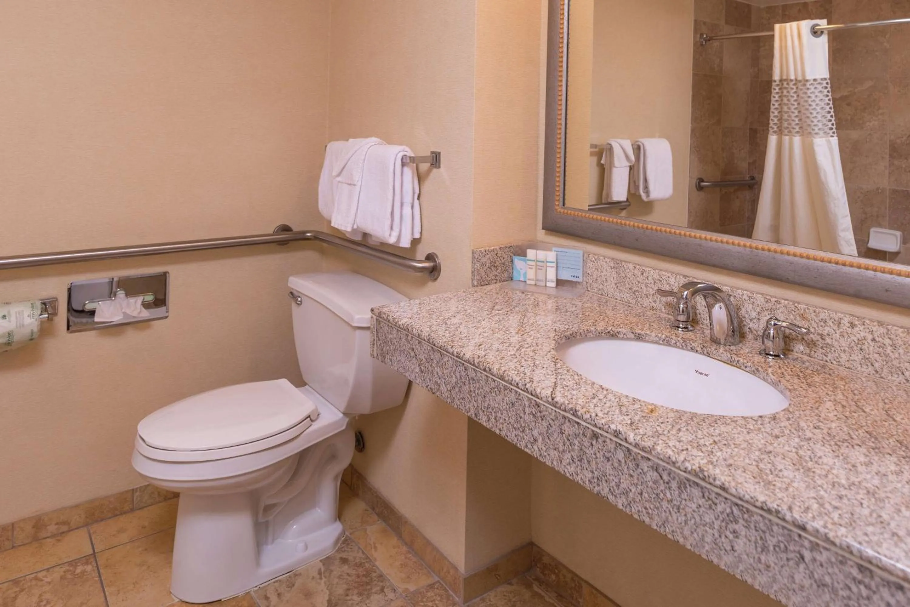 Bathroom in Hampton Inn & Suites Charlotte Arrowood Rd