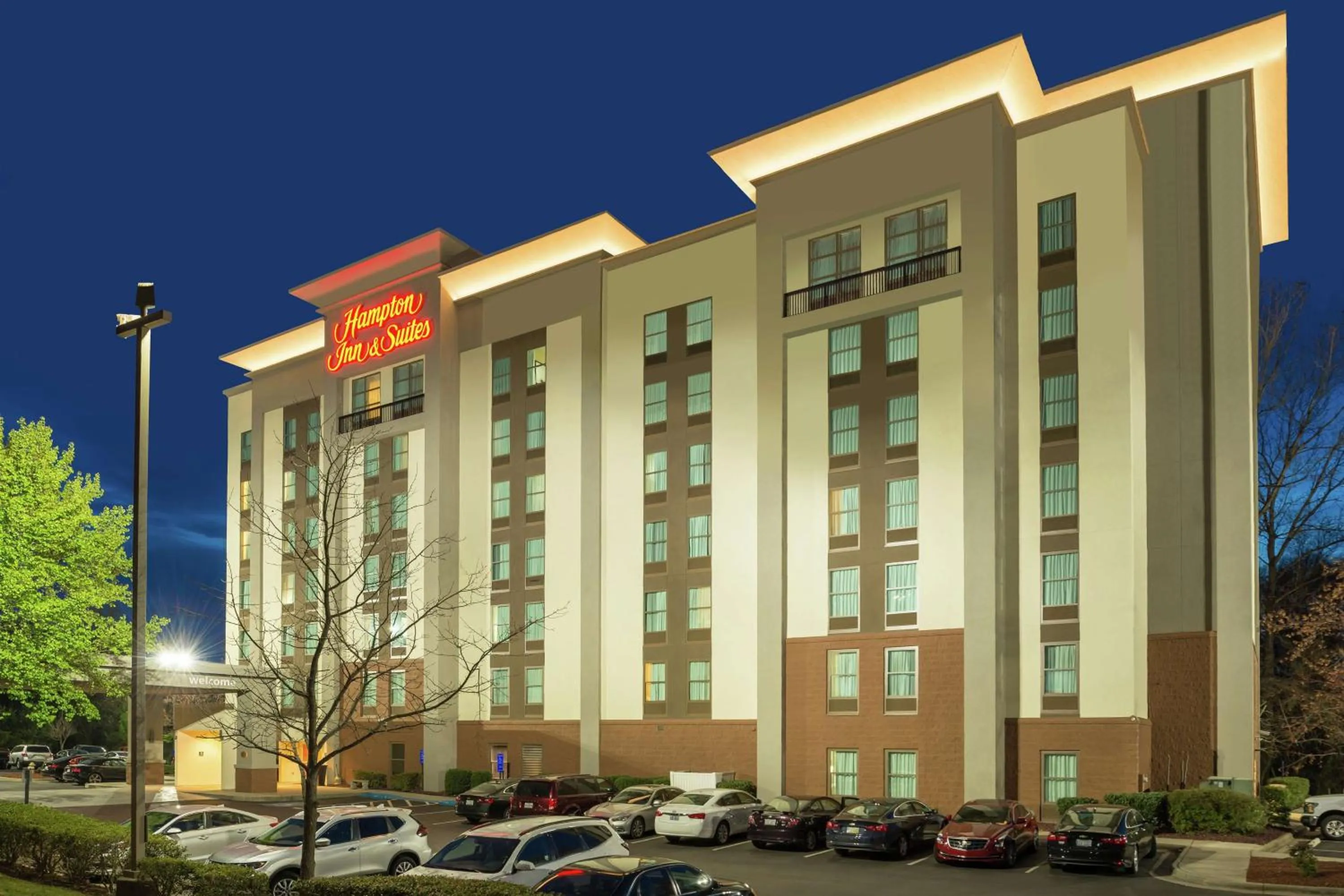 Property building in Hampton Inn & Suites Charlotte Arrowood Rd