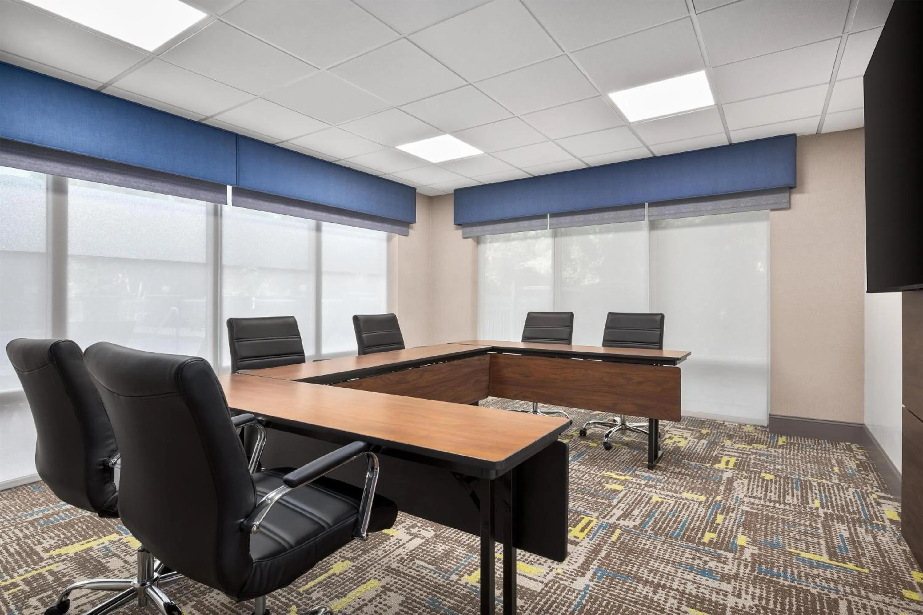 Meeting/conference room in Hampton Inn & Suites Charlotte Arrowood Rd