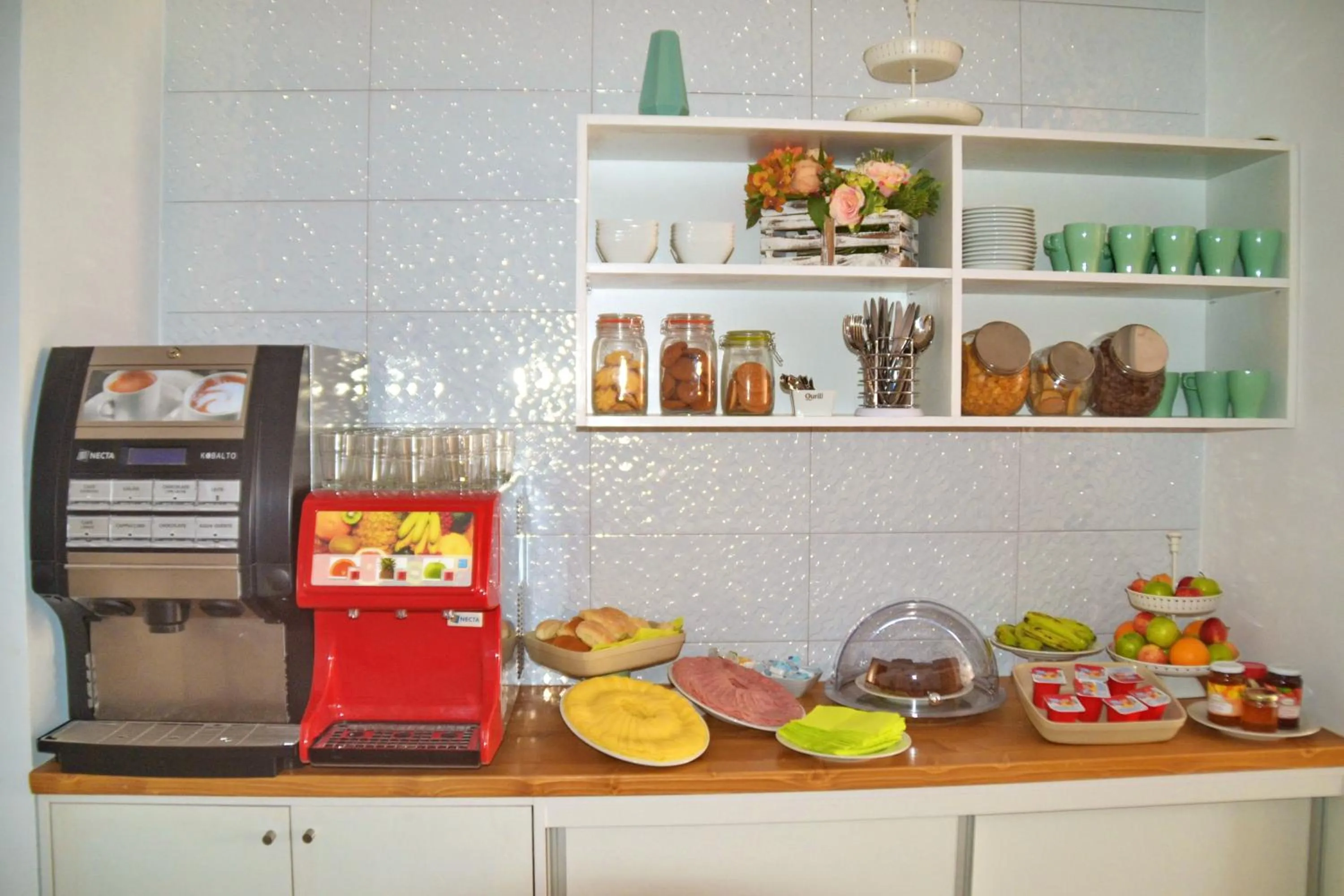 Continental breakfast in Ouril Hotel Julia