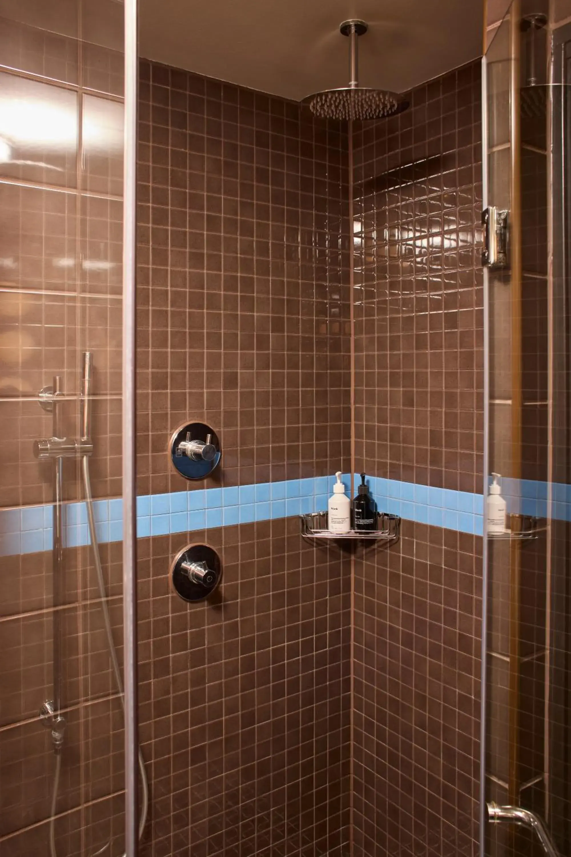 Bathroom in The Hoxton, Shoreditch Bathroom in The Hoxton, Shoreditch