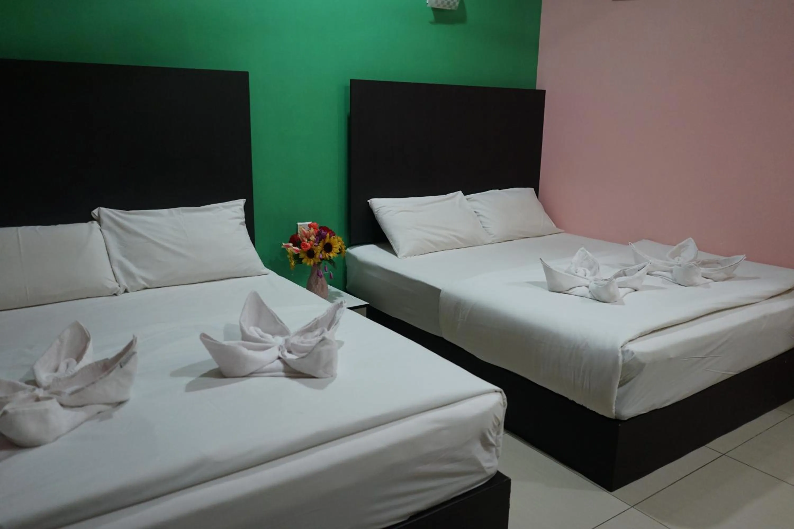 Bed in Hotel Victory Inn KLIA and KLIA 2