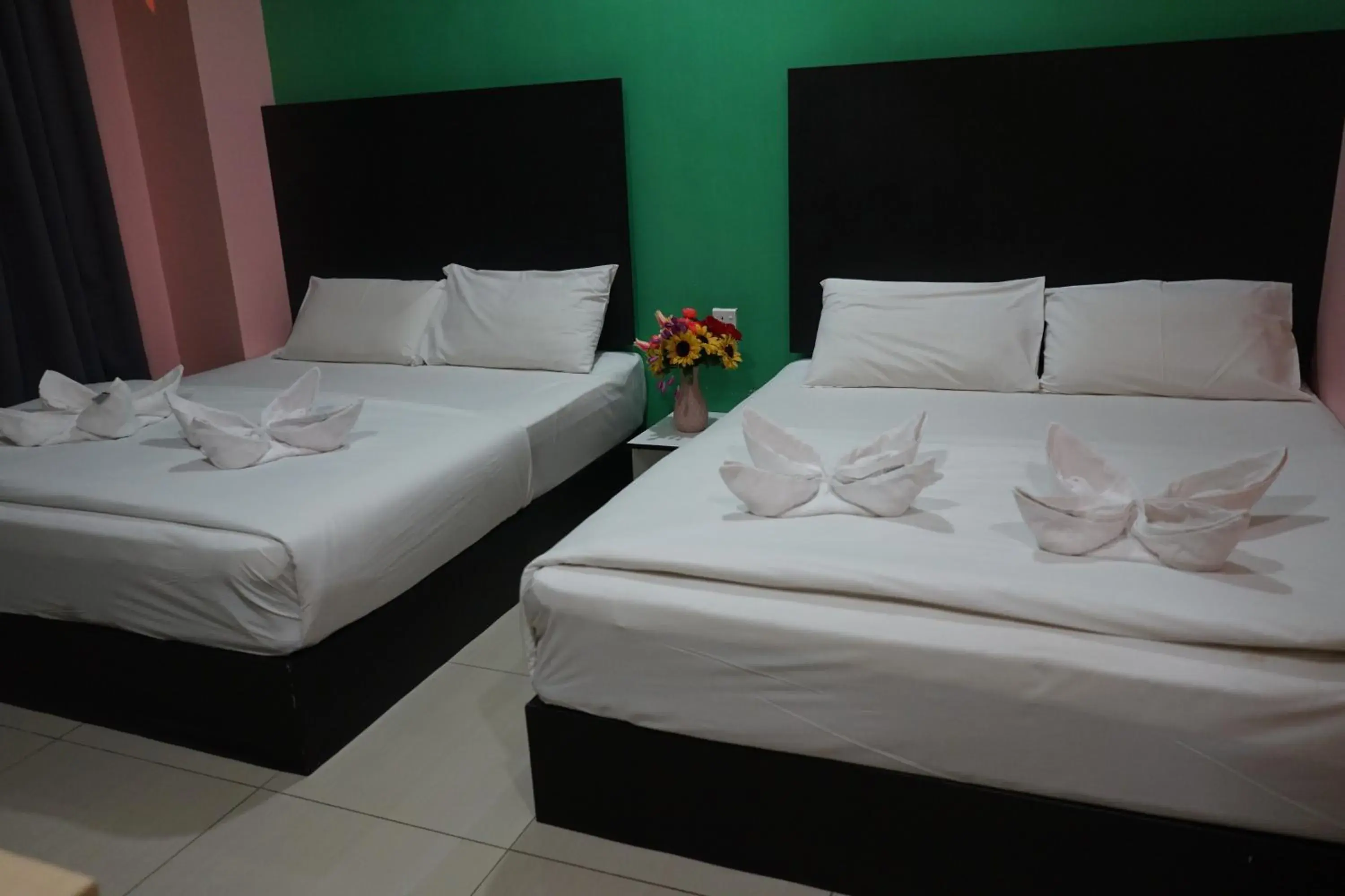 Deluxe Family Suite in Hotel Victory Inn KLIA and KLIA 2 Deluxe Family Suite in Hotel Victory Inn KLIA and KLIA 2