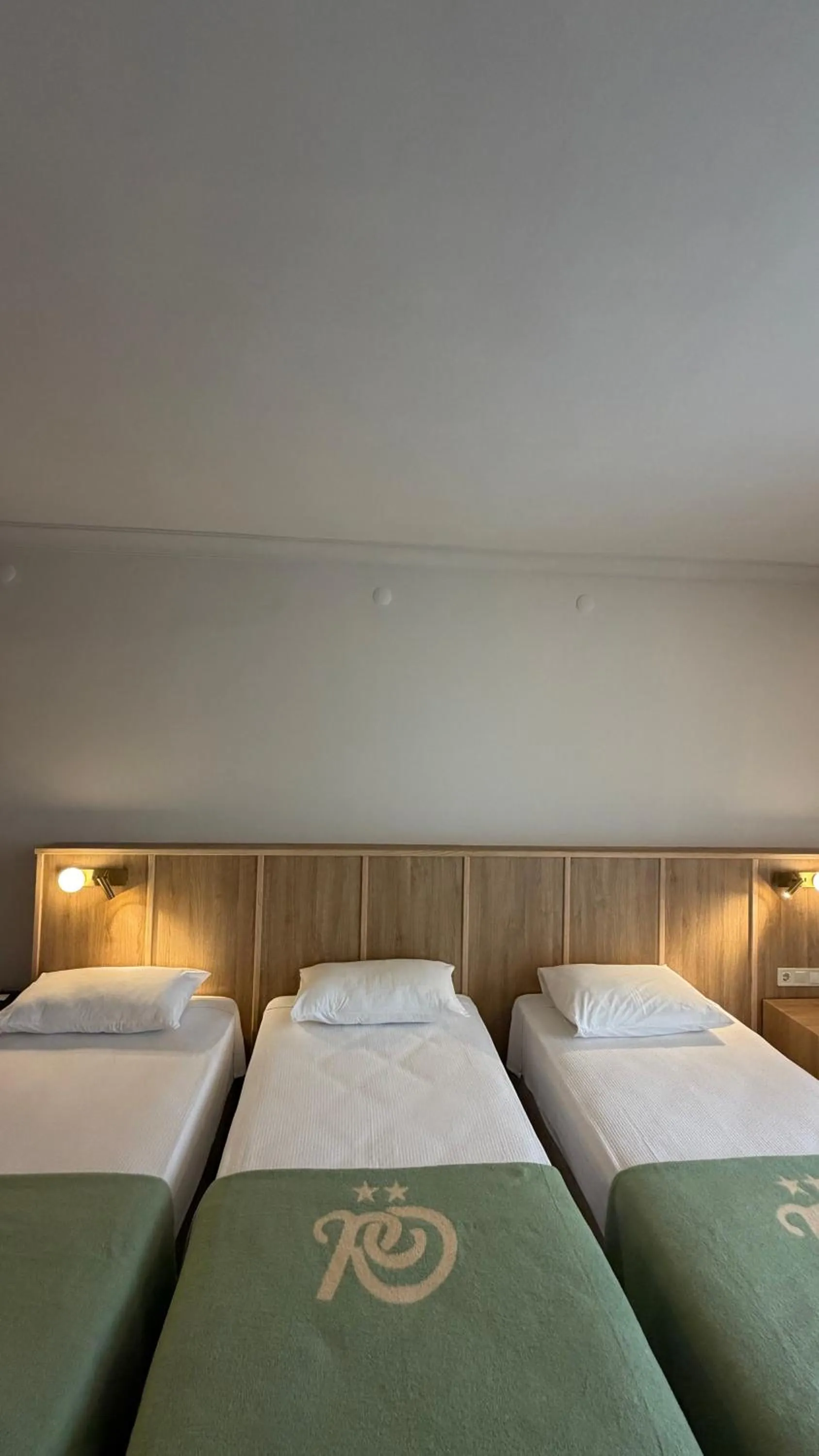 Bed in Rıdvan Hotel