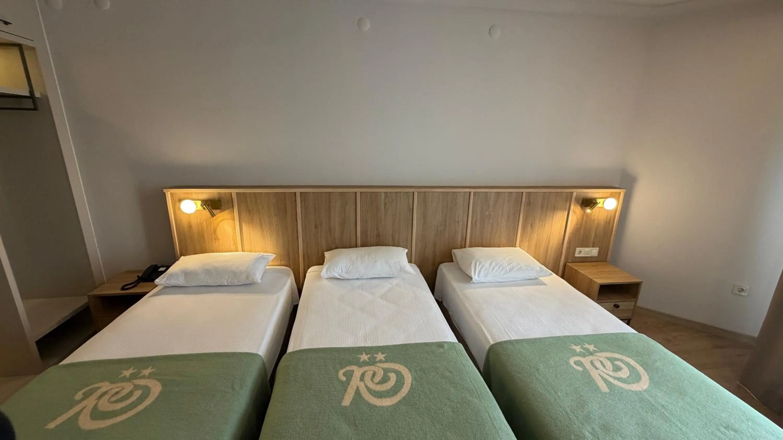 Bed in Rıdvan Hotel