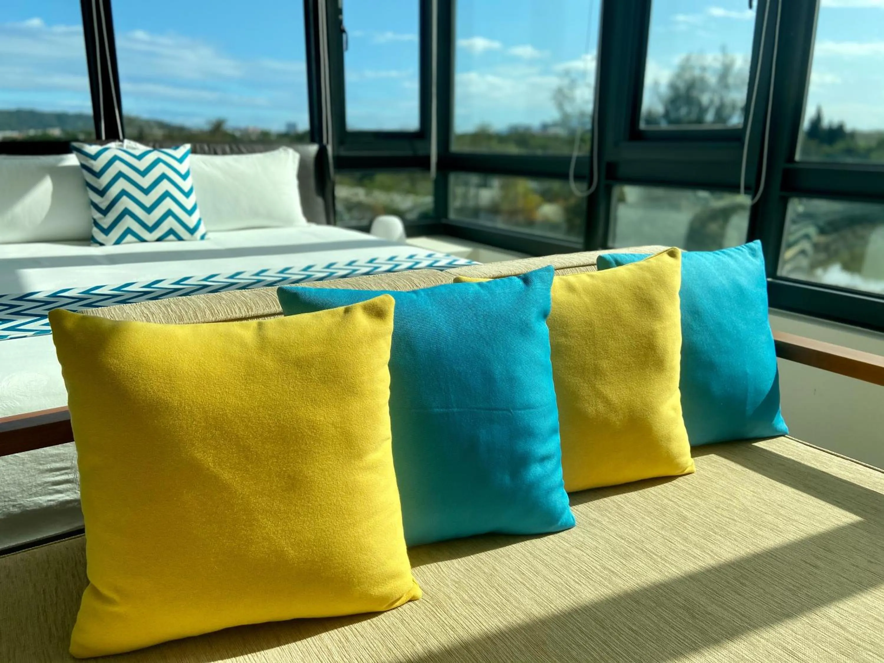 Follow the Cloud B&B