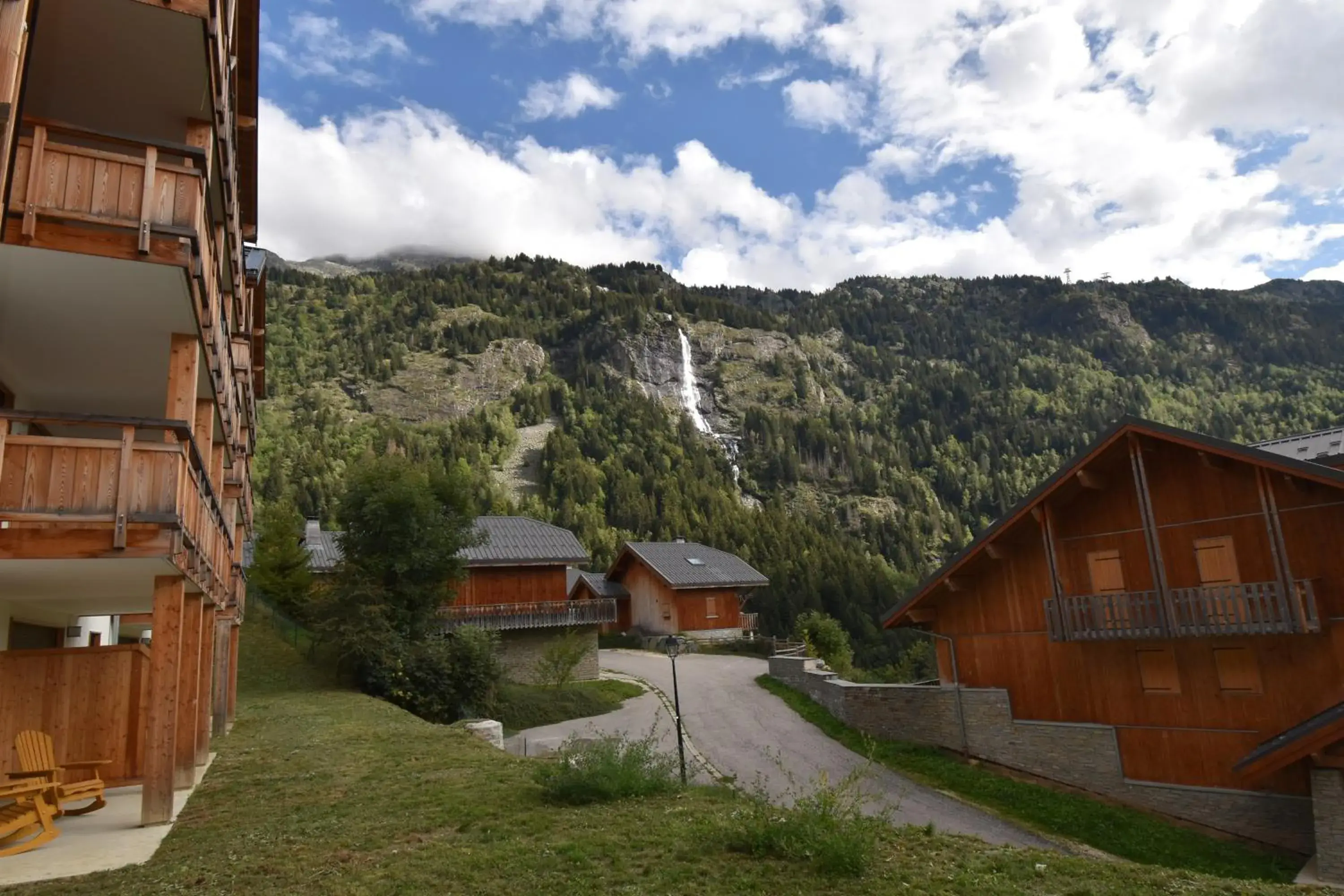 VAUJANYLOCATIONS - Domaine du Pâtre VAUJANYLOCATIONS - Domaine du Pâtre