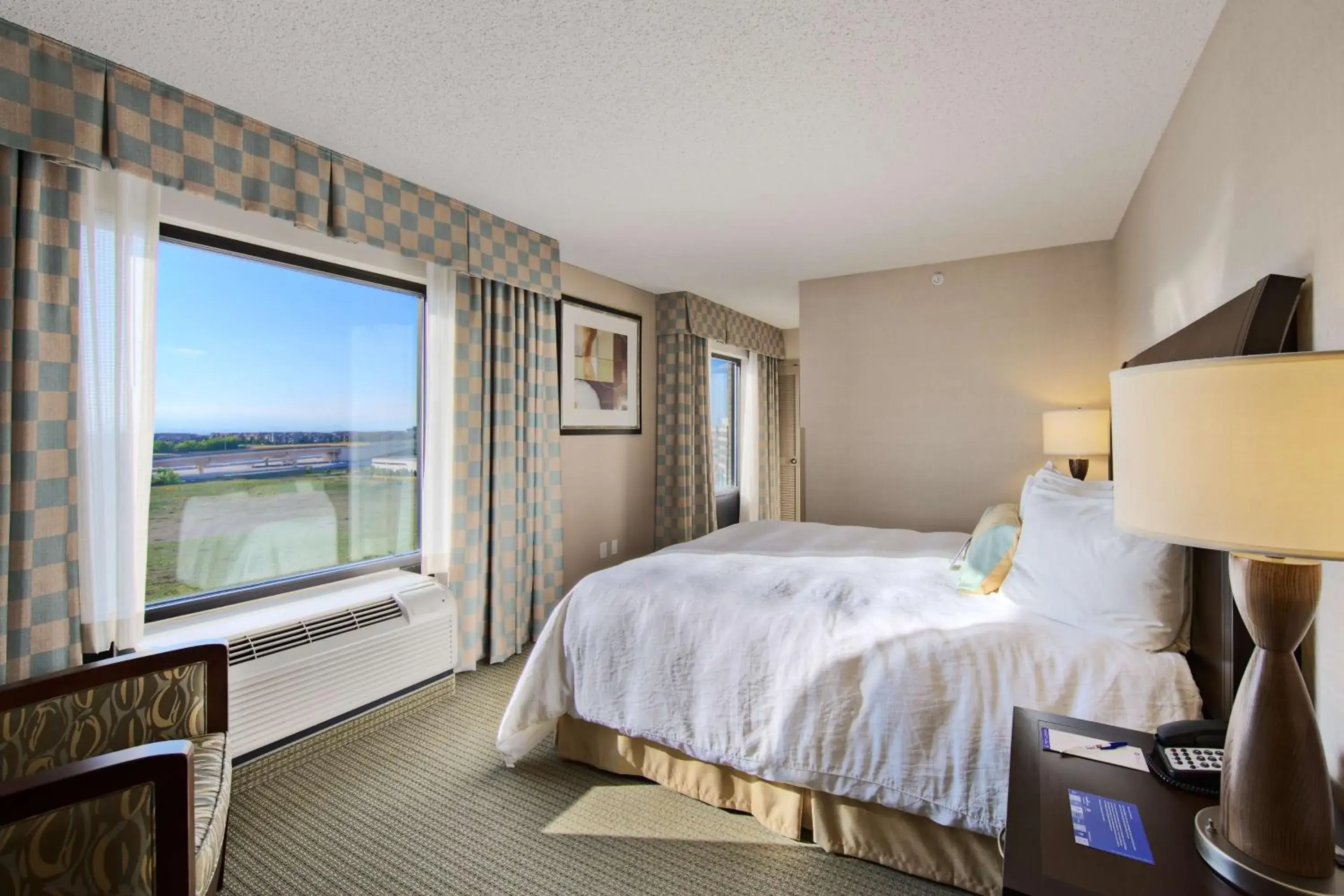 Bed in Hilton Garden Inn Denver Tech Center Bed in Hilton Garden Inn Denver Tech Center
