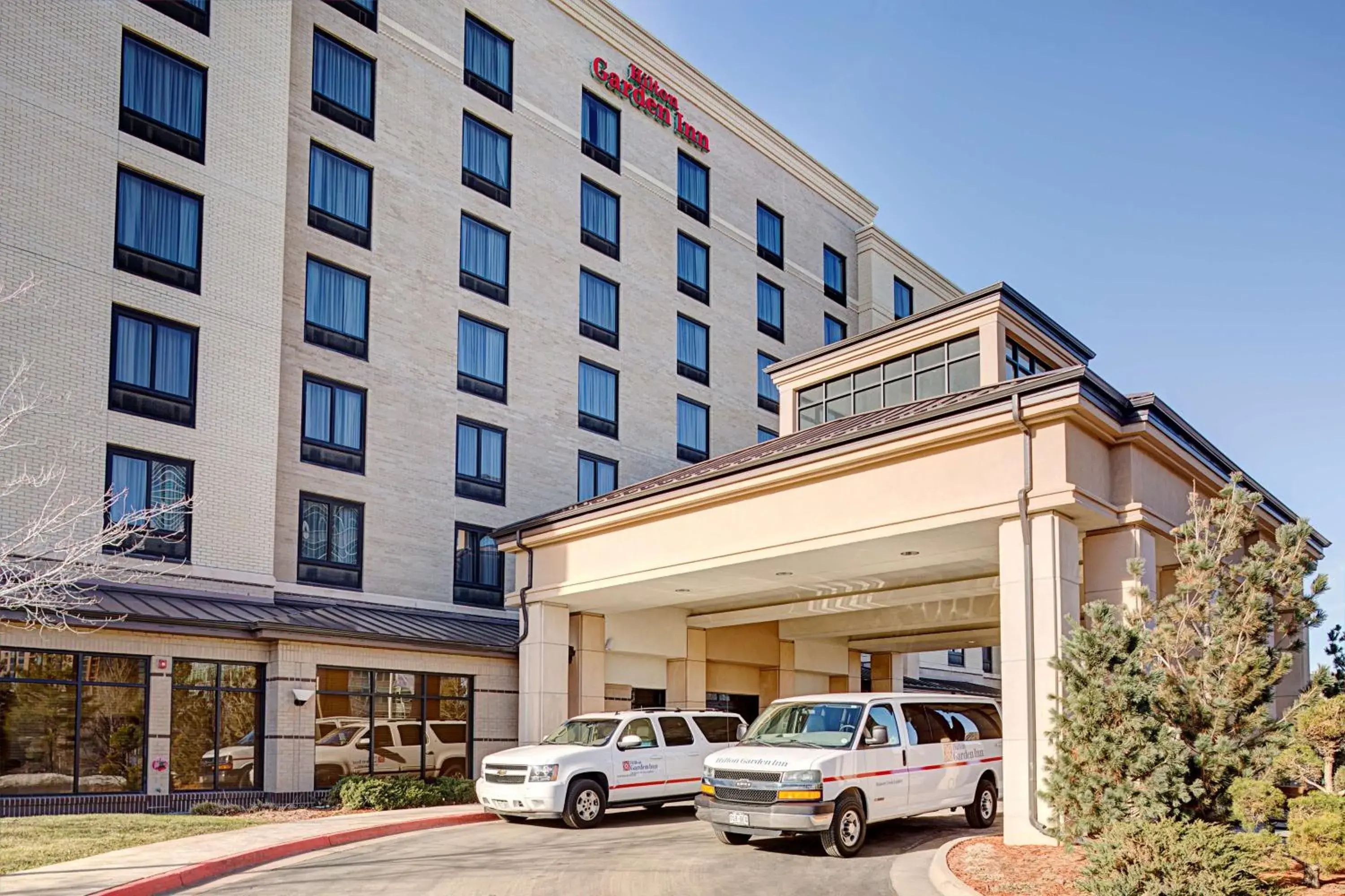 Property building in Hilton Garden Inn Denver Tech Center Property building in Hilton Garden Inn Denver Tech Center