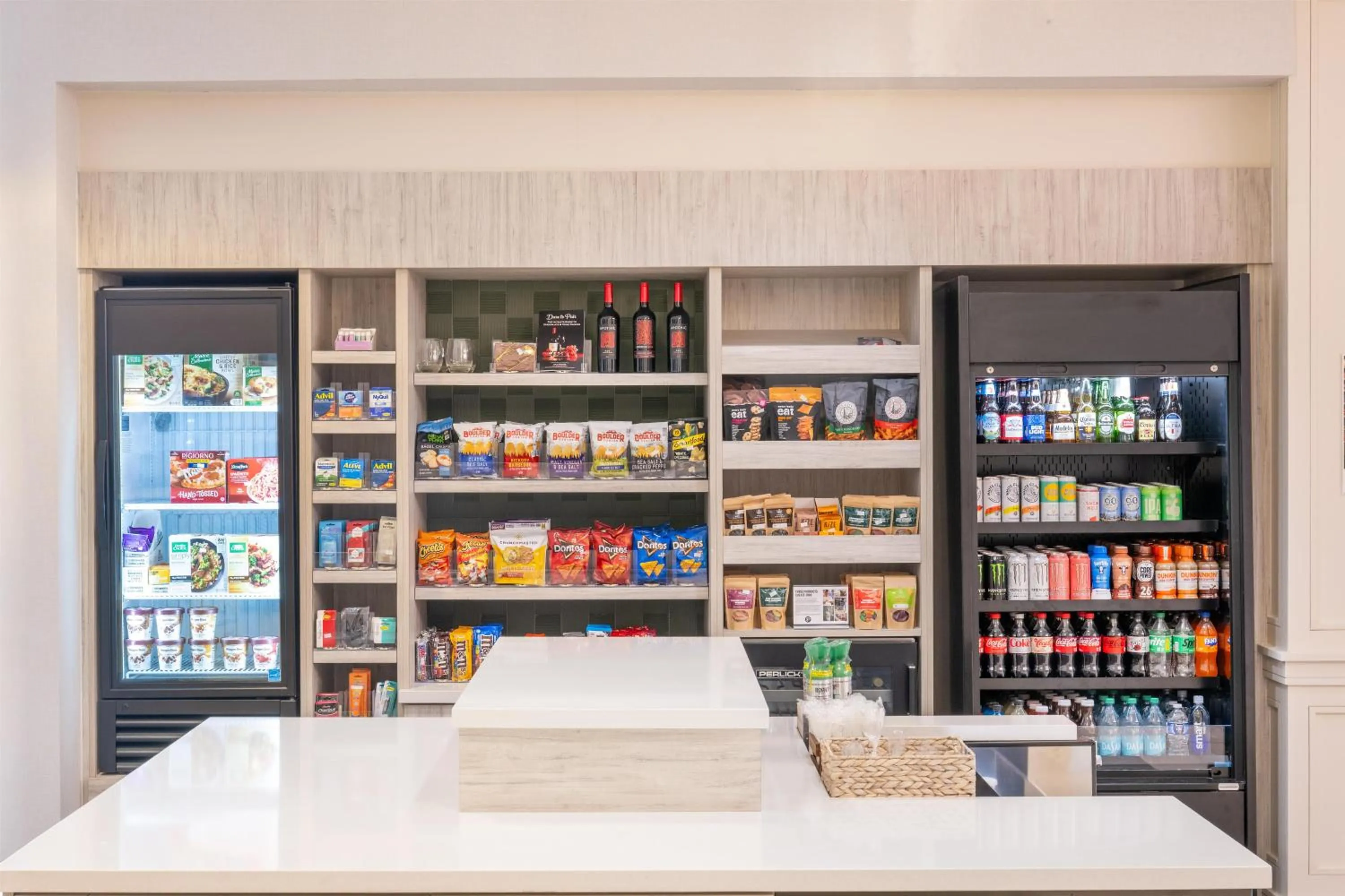 Restaurant/places to eat in Hilton Garden Inn Denver Tech Center