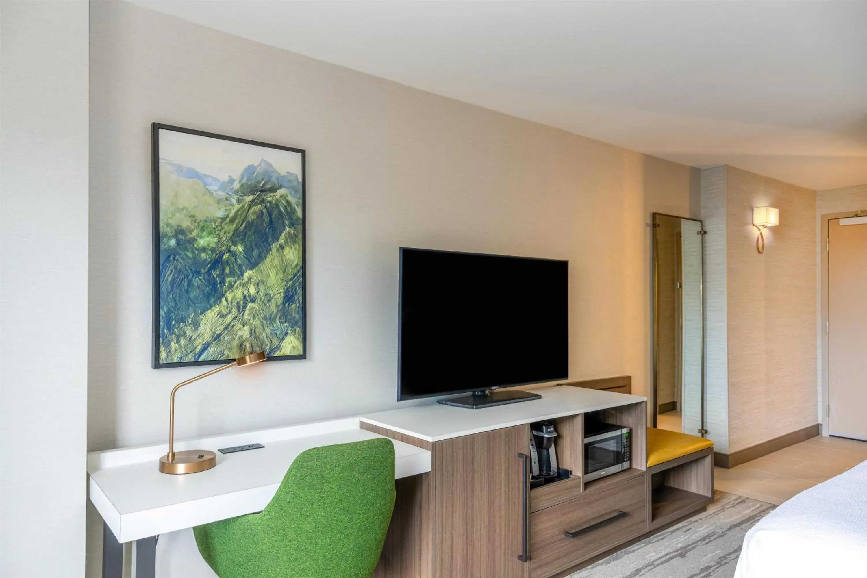 Bedroom in Hilton Garden Inn Denver Tech Center Bedroom in Hilton Garden Inn Denver Tech Center