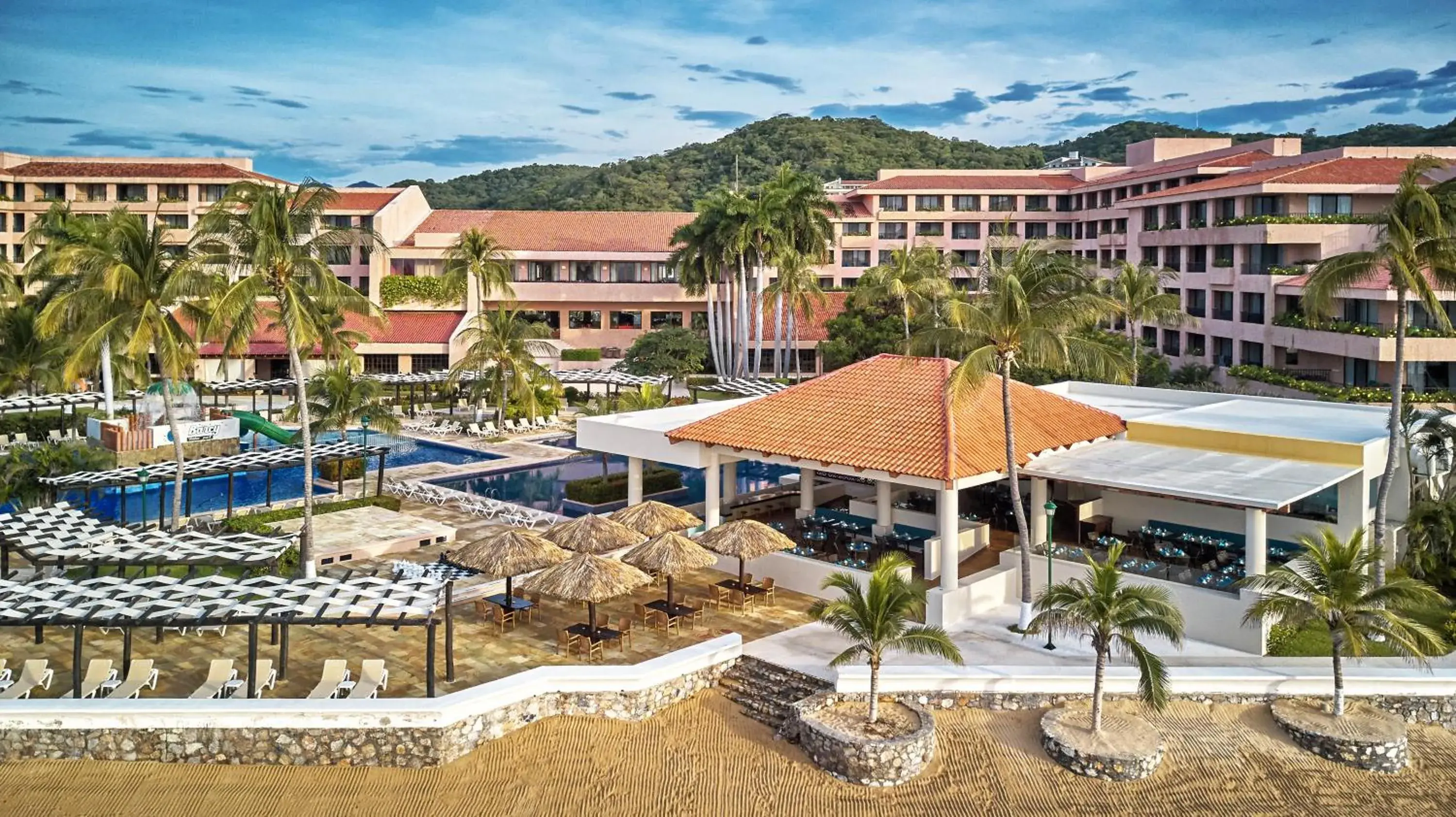 Property building in Barceló Huatulco - All Inclusive Property building in Barceló Huatulco - All Inclusive