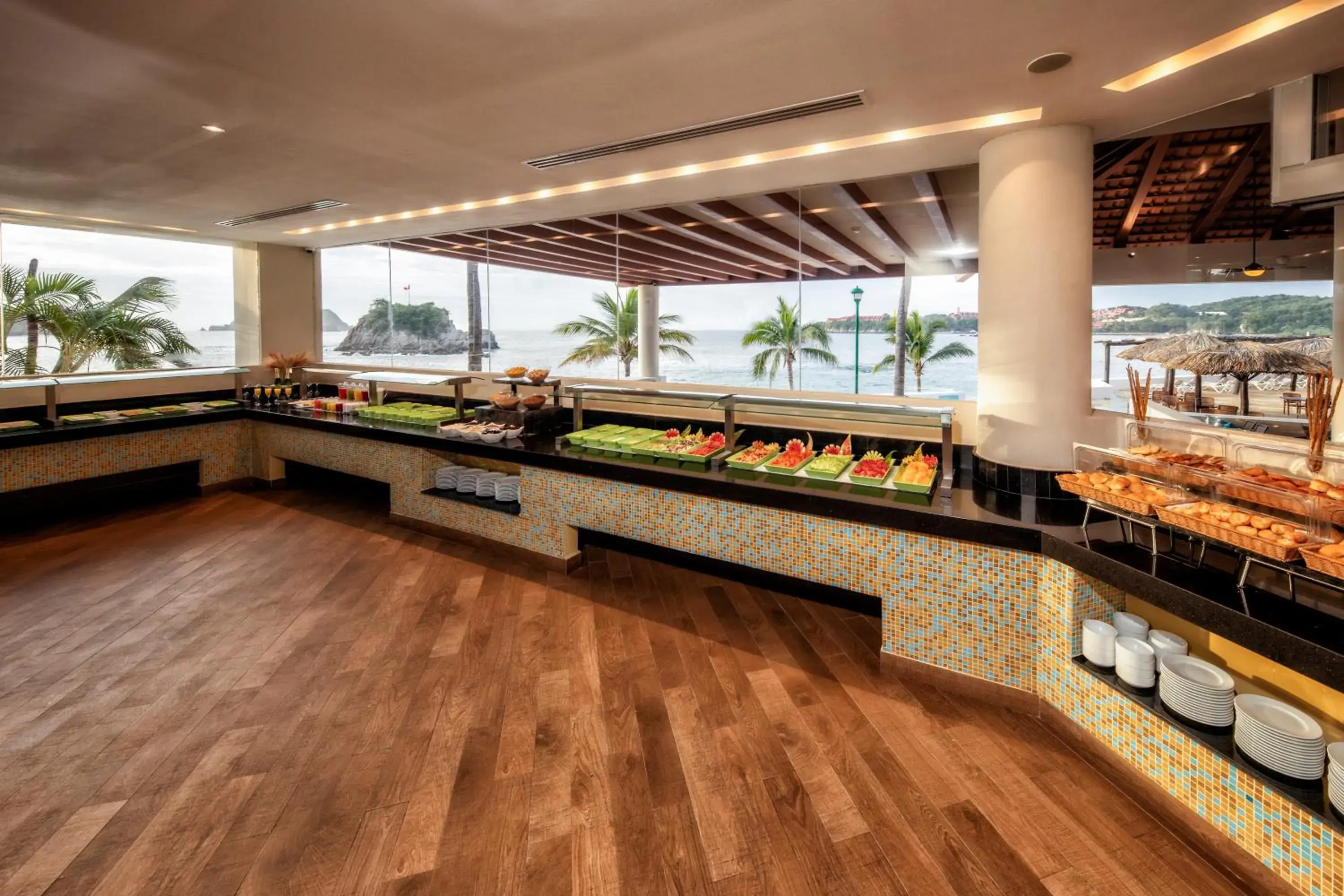 Restaurant/places to eat in Barceló Huatulco - All Inclusive Restaurant/places to eat in Barceló Huatulco - All Inclusive