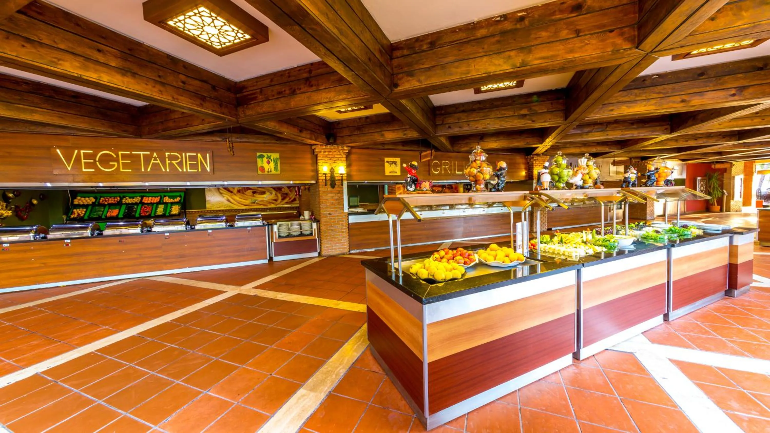 Restaurant/places to eat in Grand Yazıcı Club Marmaris Palace