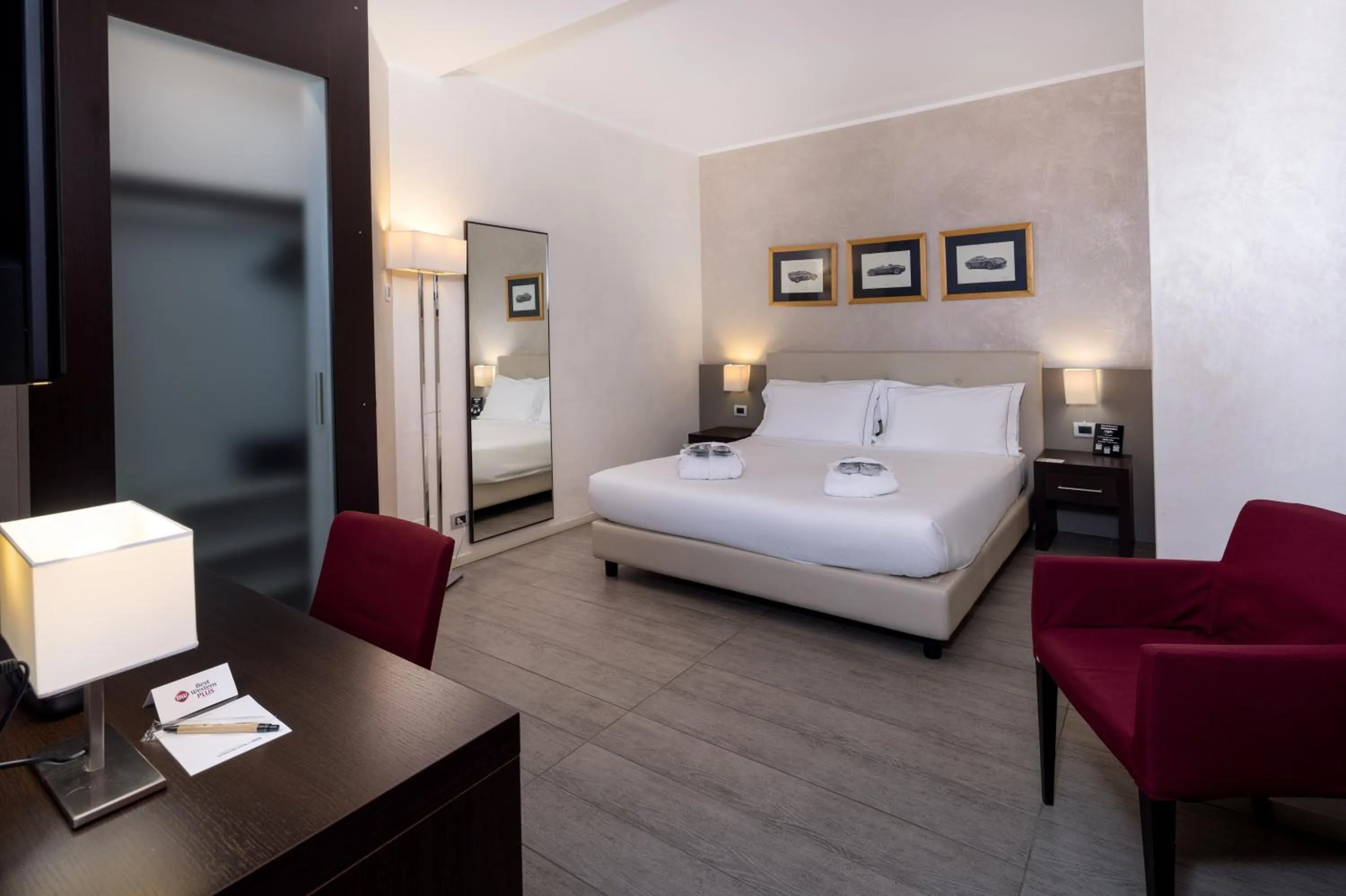 Bedroom, Bed in Best Western Plus Hotel Modena Resort