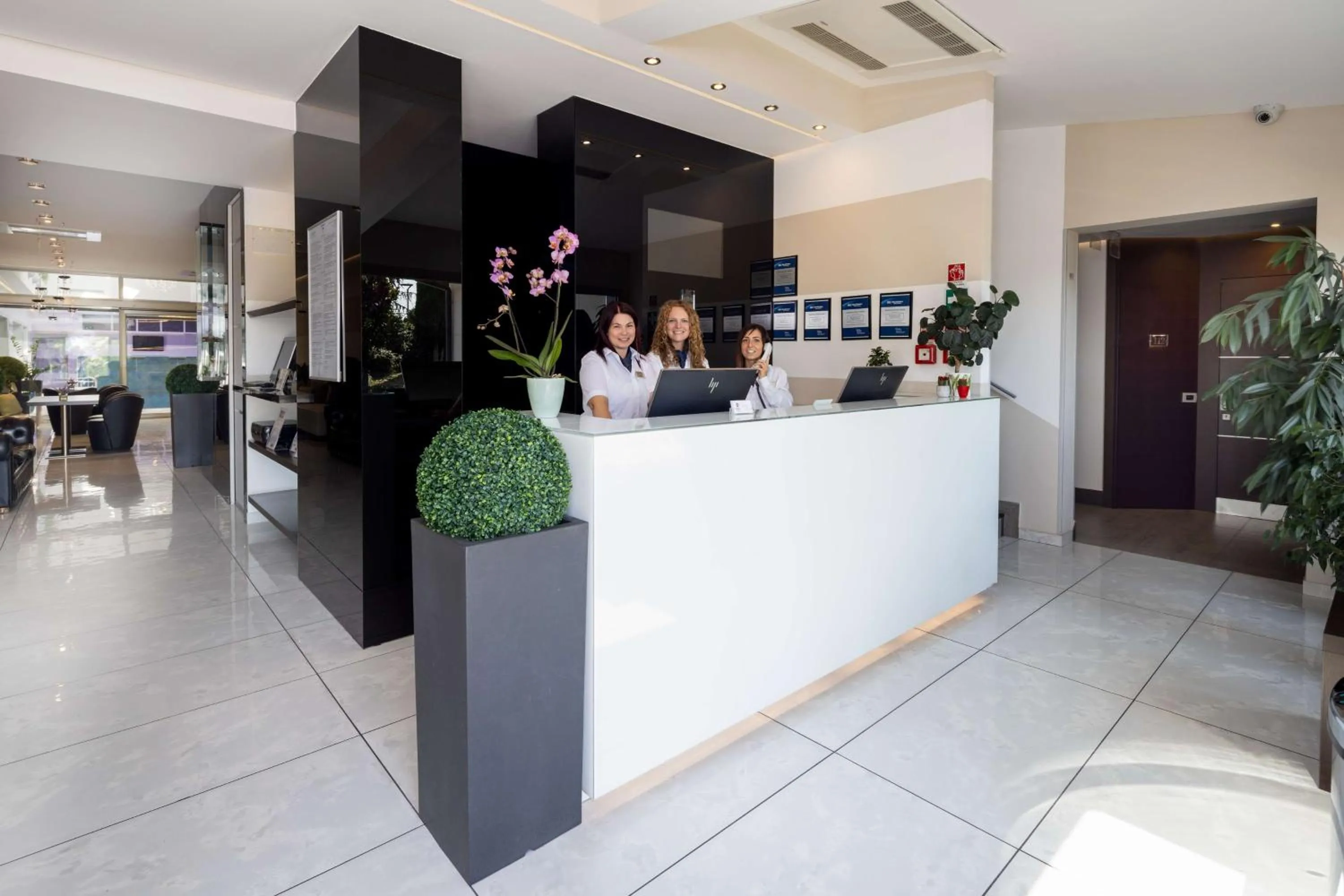Lobby or reception in Best Western Plus Hotel Modena Resort